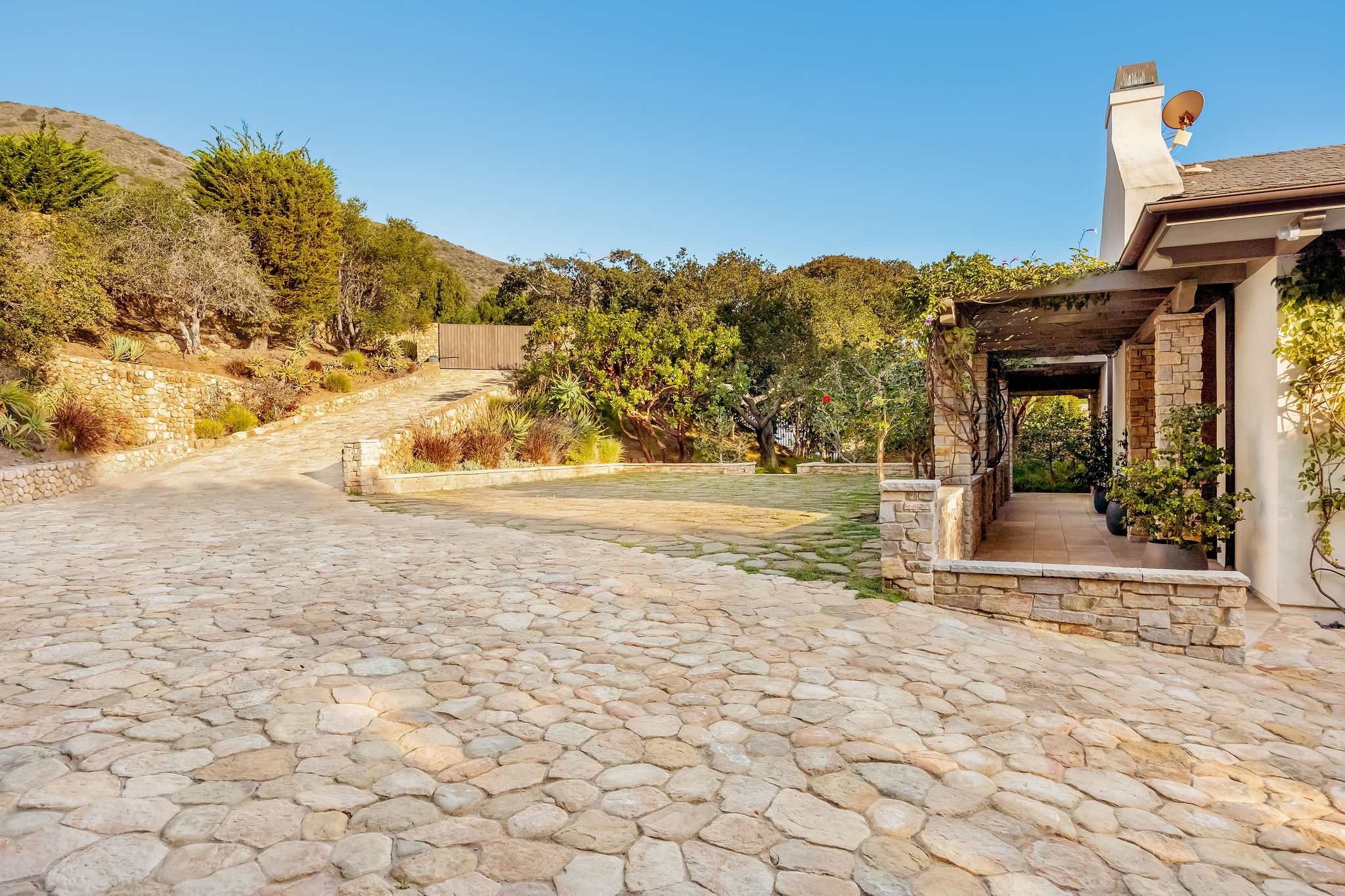 Miramar Estate by Stay Awhile Villas