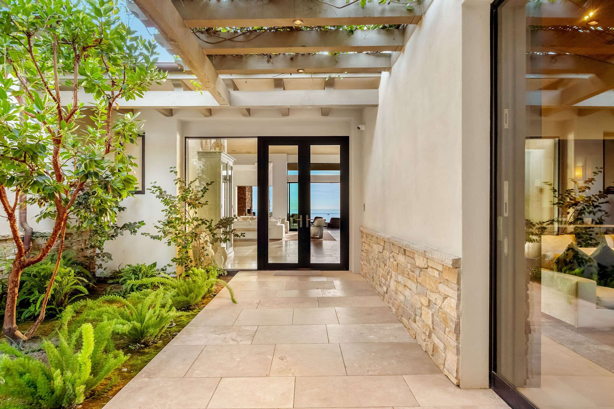 Miramar Estate by Stay Awhile Villas