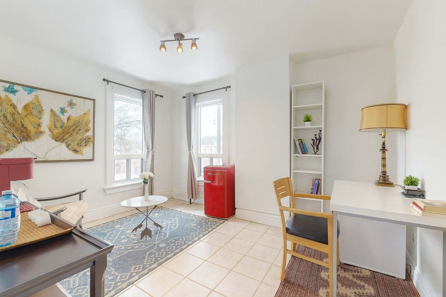 Laptop-friendly Workspace