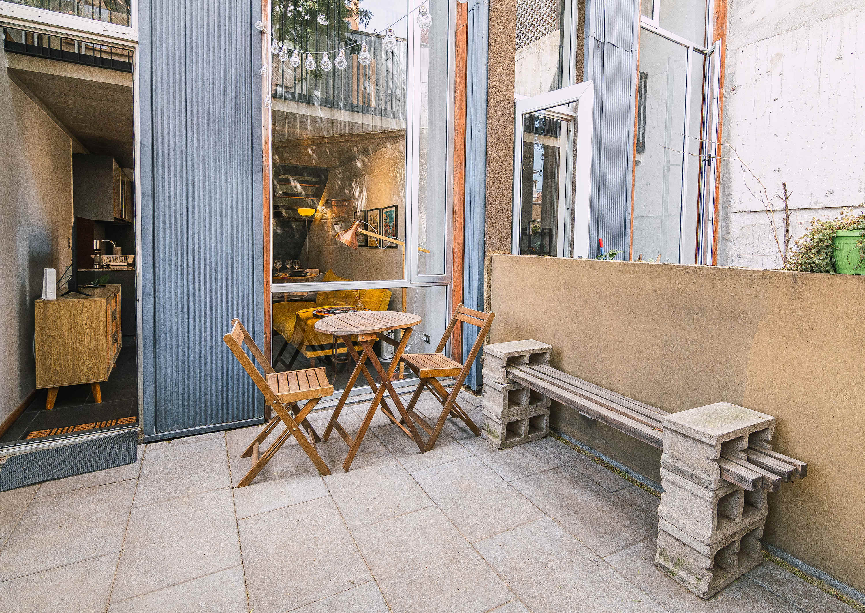 HOM Loft, patio in Cerro Alegre · Pool and parking — Valparaíso, Valparaiso — vacation rental