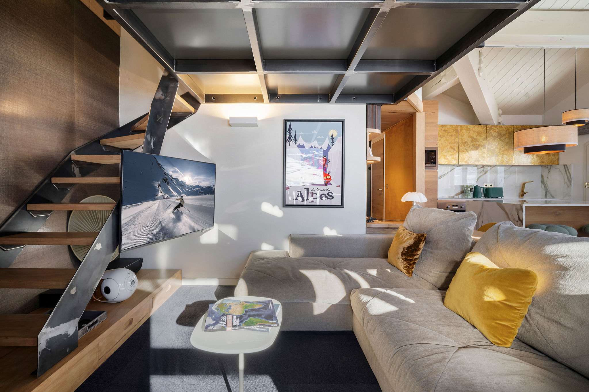 Spacious Apartment w/SlopeAccess — Val Thorens, Auvergne-Rhône-Alpes — vacation rental