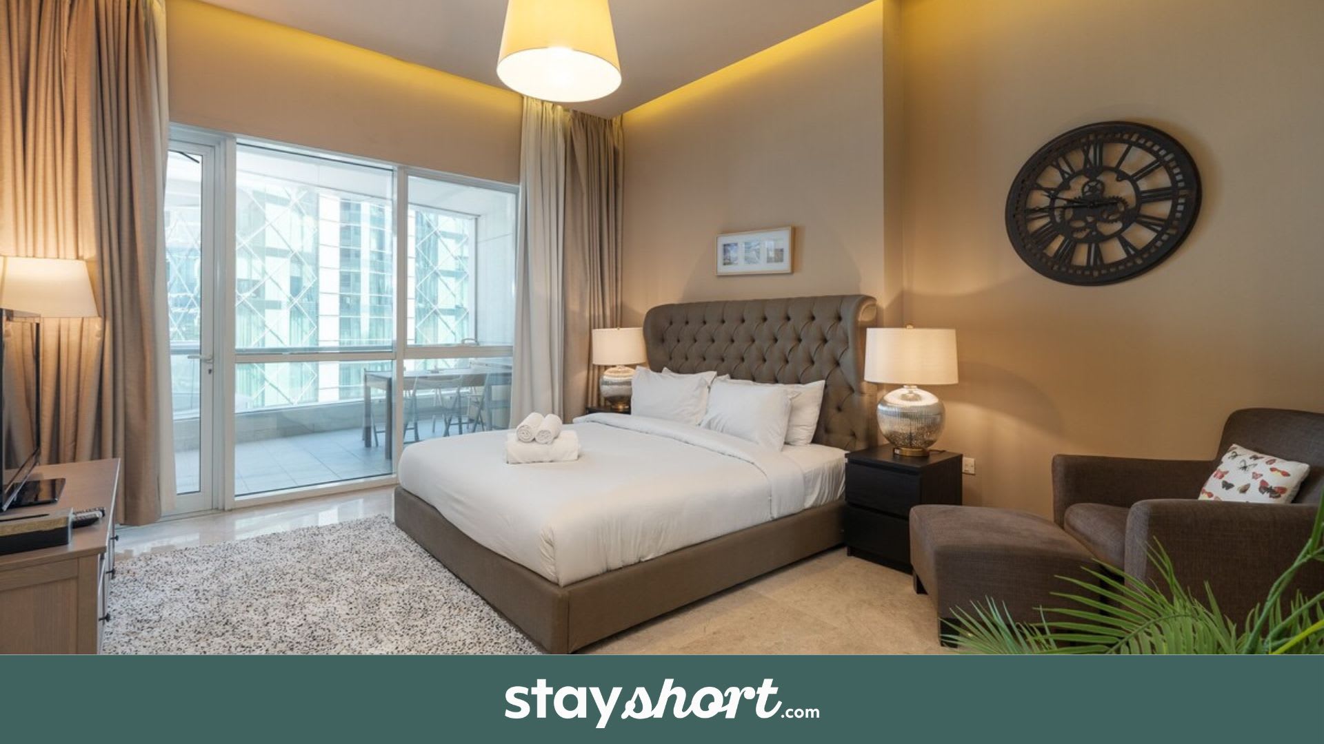 Free housekeeping visits during your stay - StayShort - Majestic 4BR in Dubai Marina - Sleeps 8! — Dubai Marina, Dubai — vacation rental