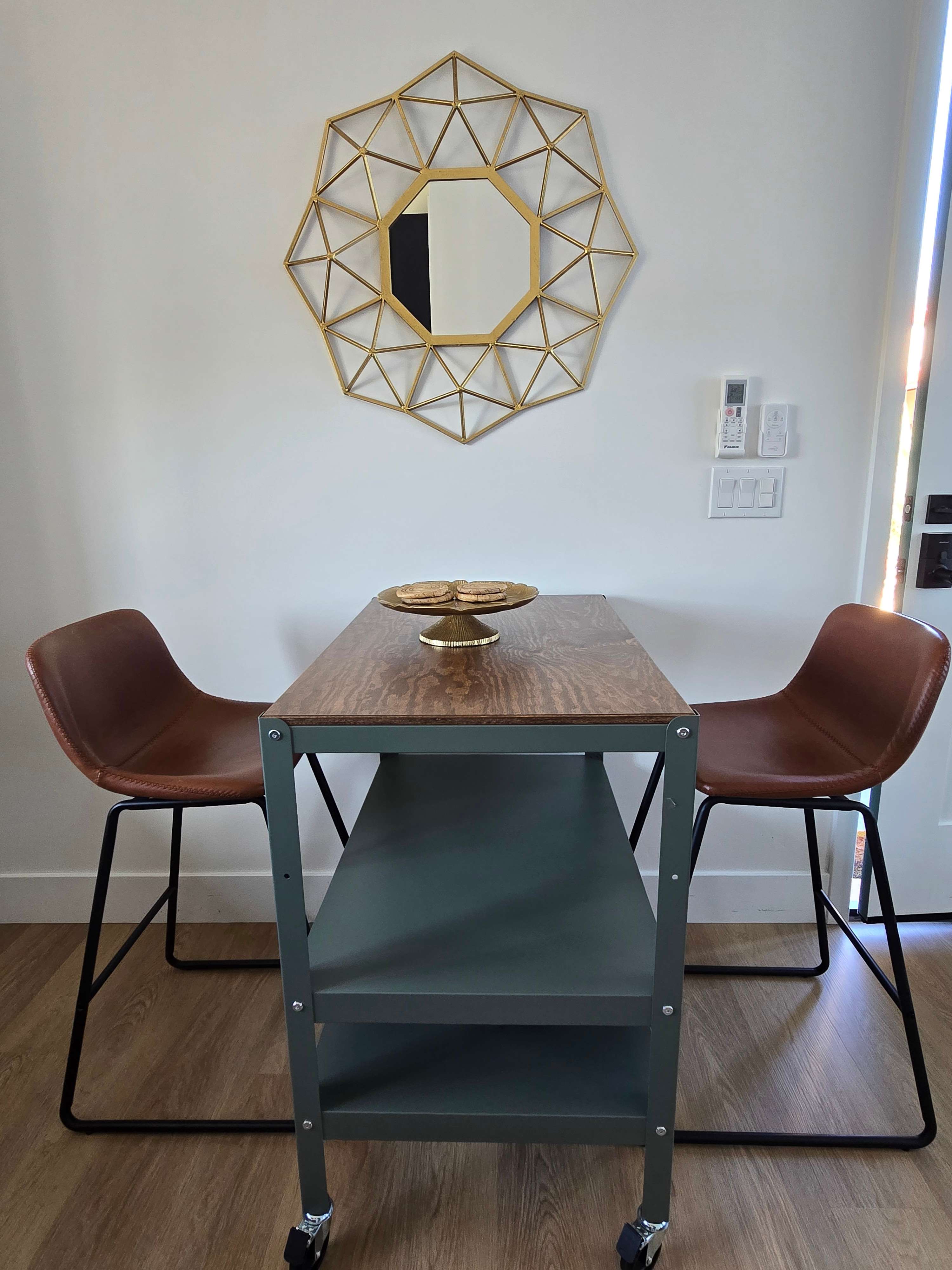 View 10