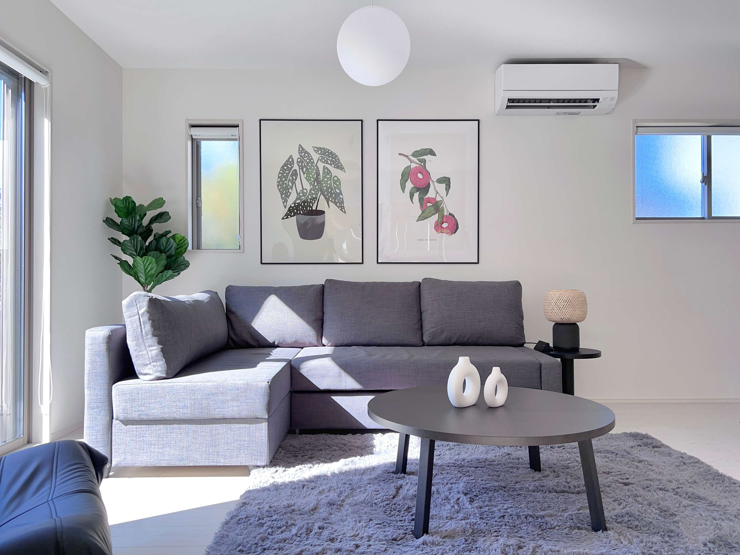 Restavio Ozu 002 Convenient Ozu Location Bright 4BR Stay
