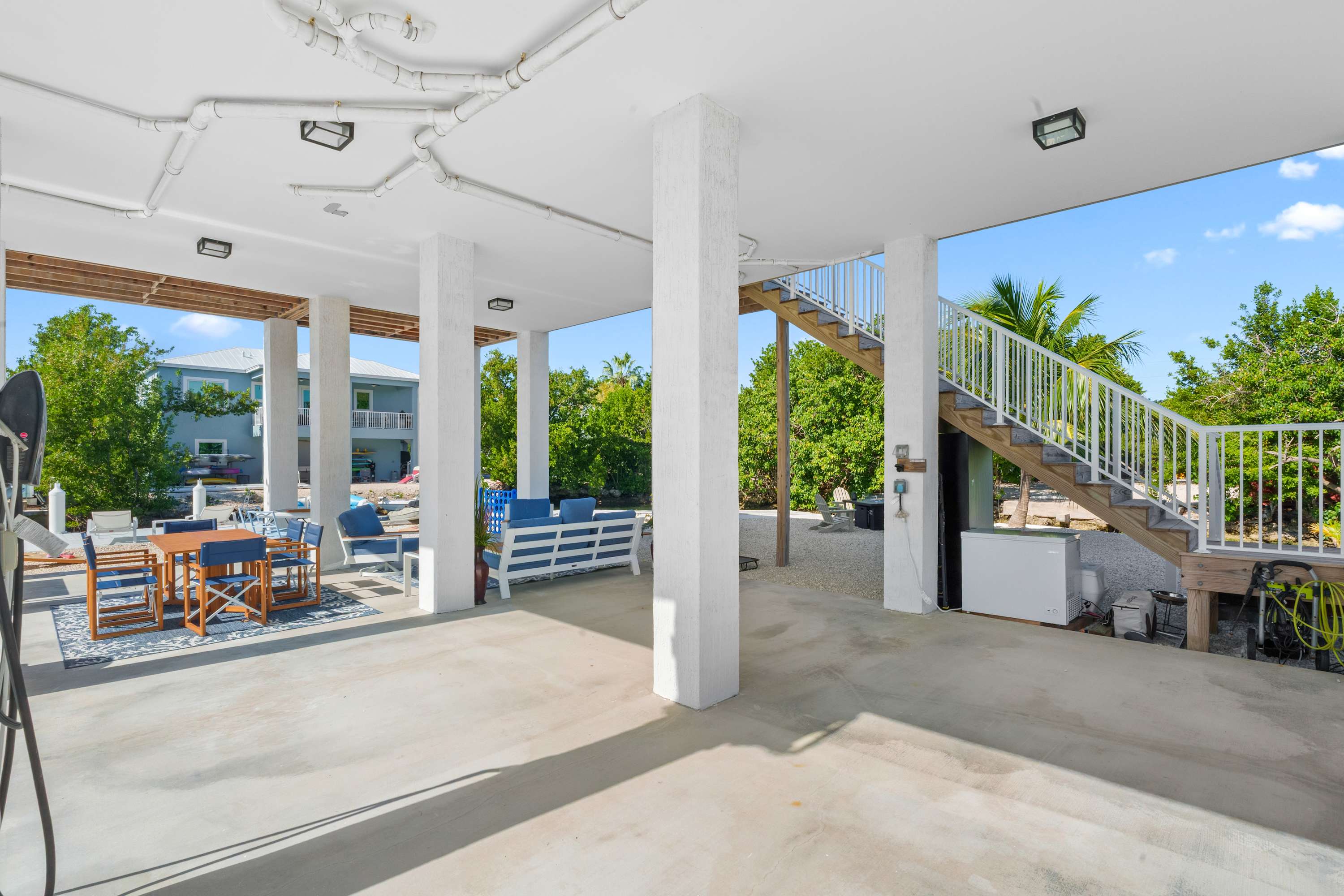 Kvvarlnu9qlcswszmfbr