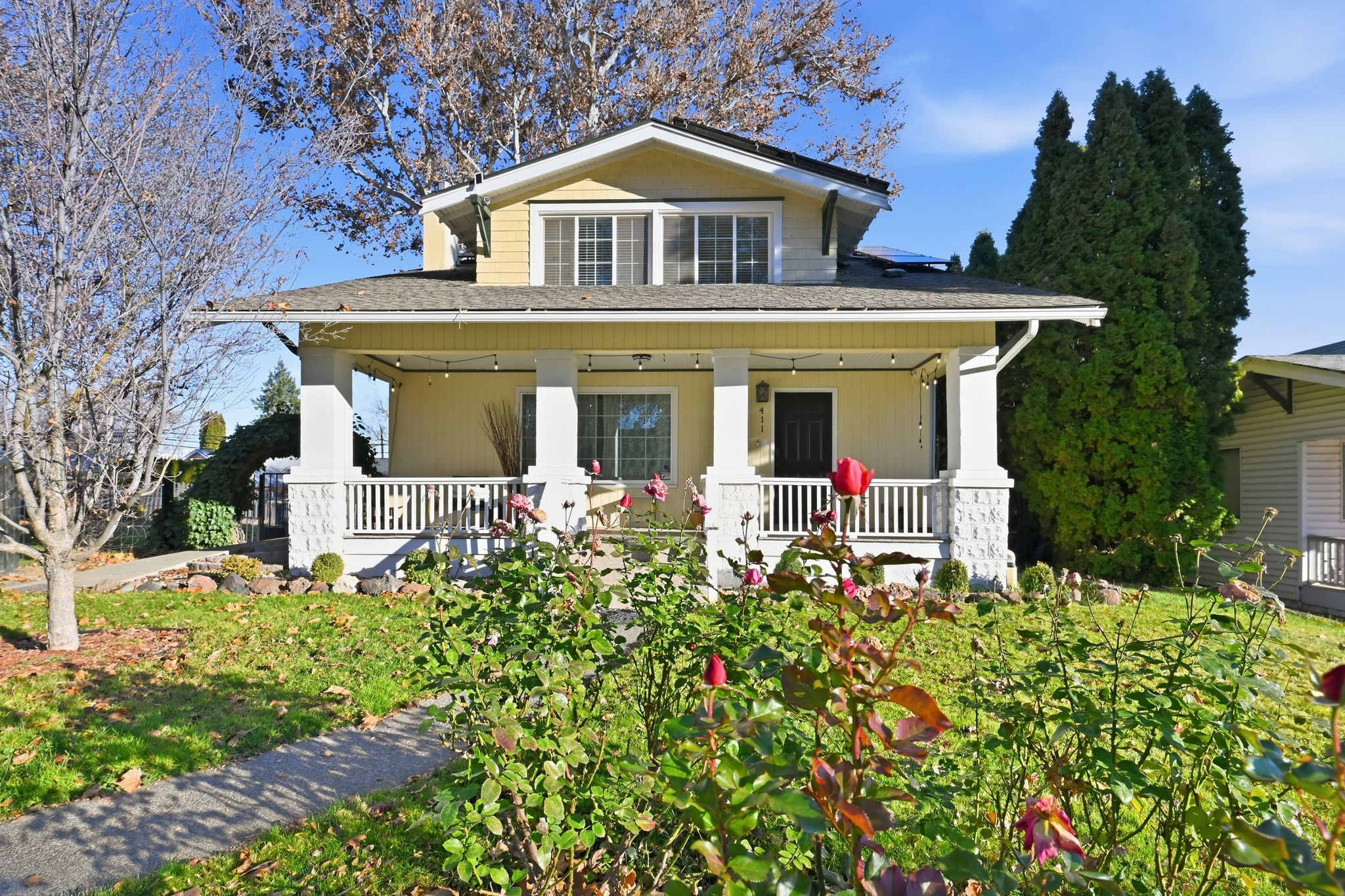 Historic Yakima Home, 4BR, Office, Backyard Oasis — Yakima, WA — vacation rental