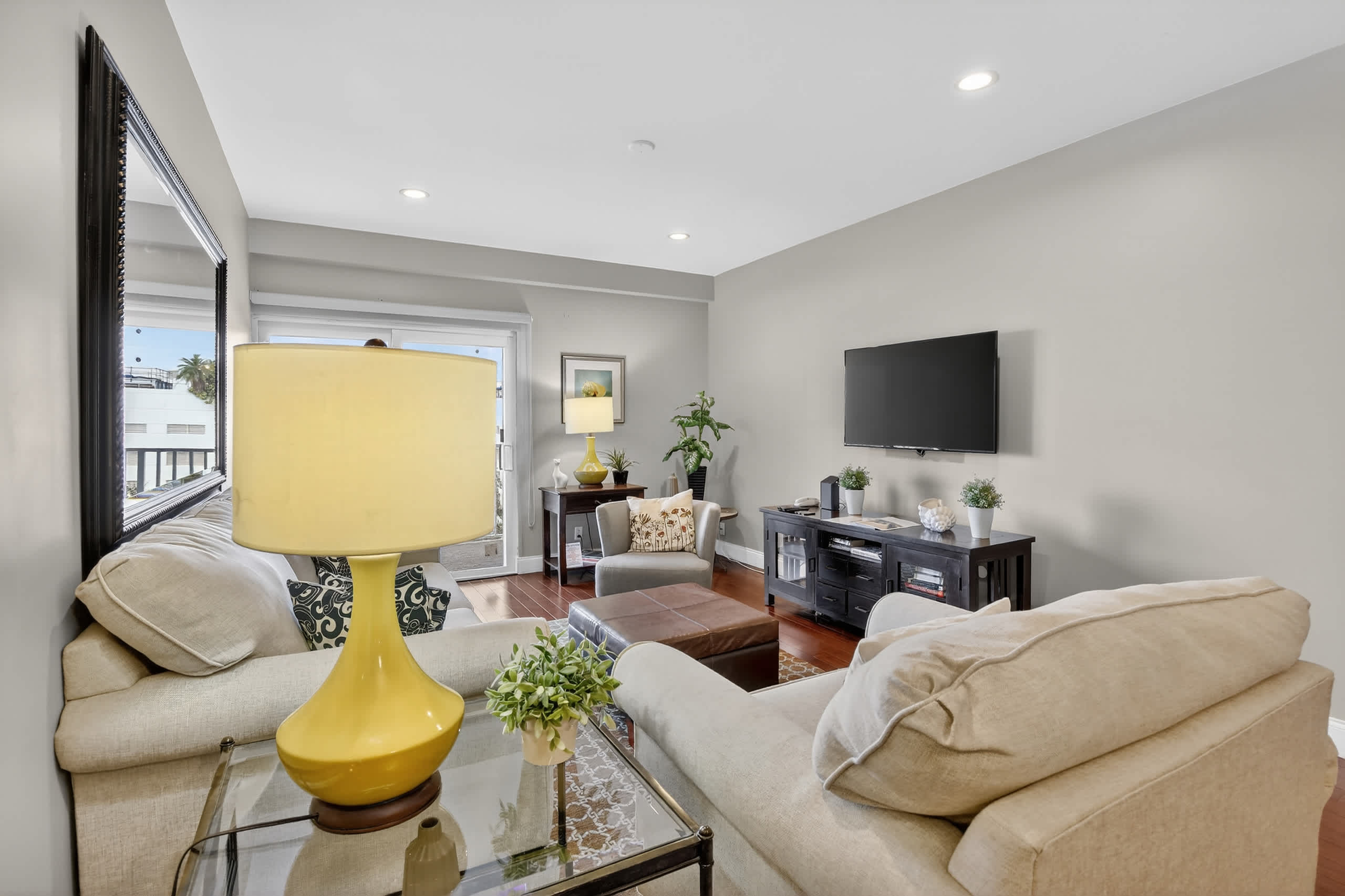 Beach Haven Condo for 2 8