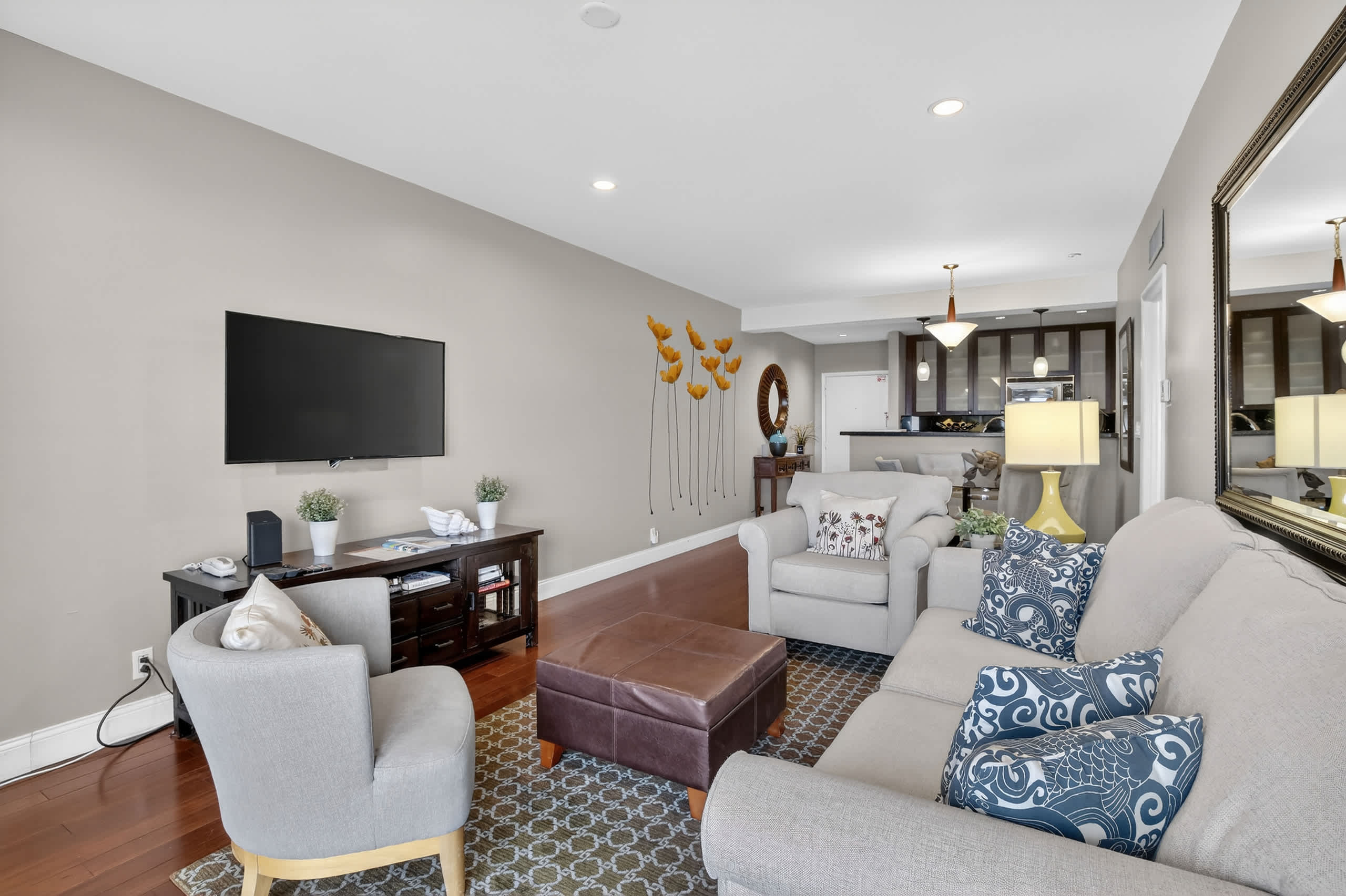 Beach Haven Condo for 2 6