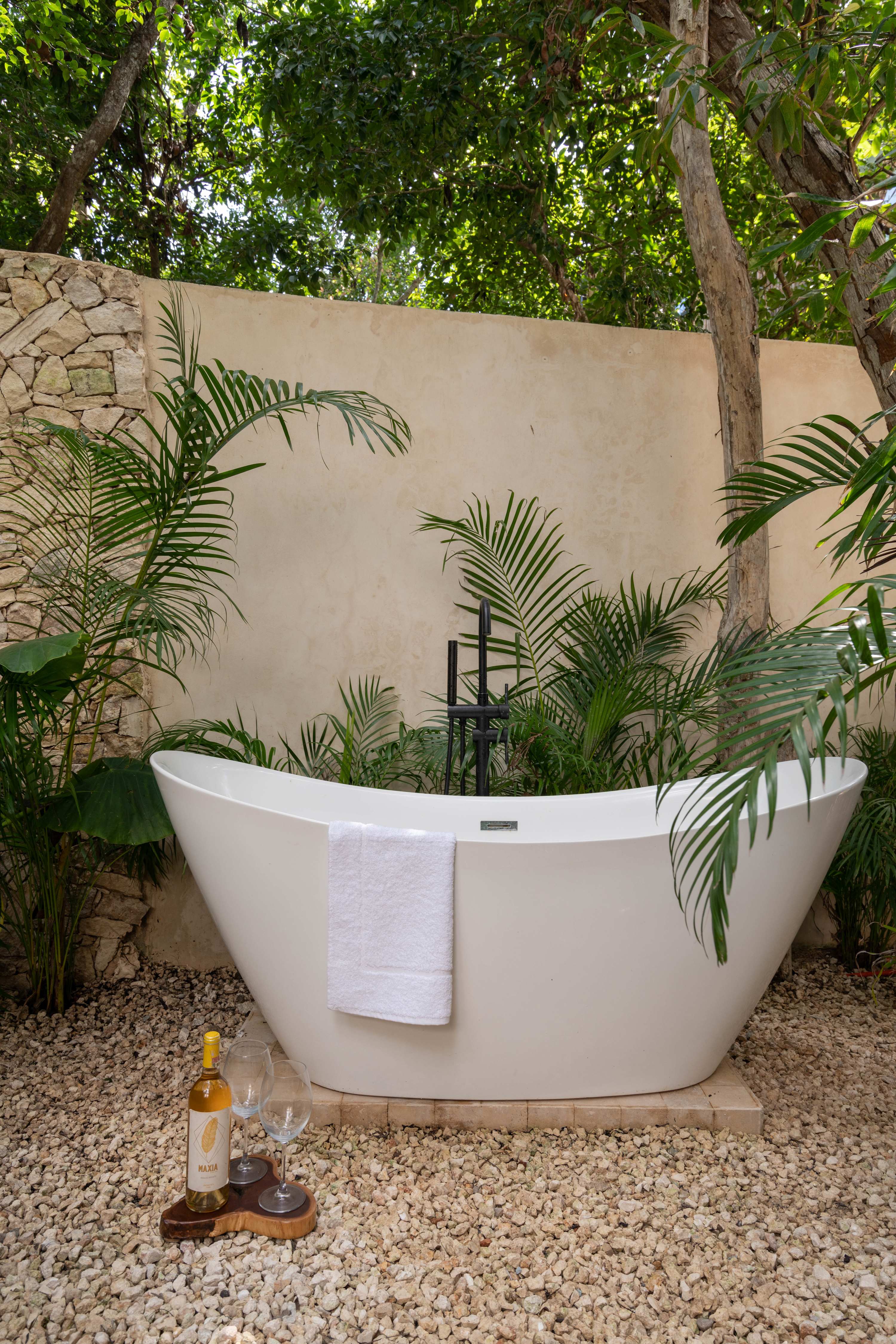 Beautiful and modern outdoor bathtub