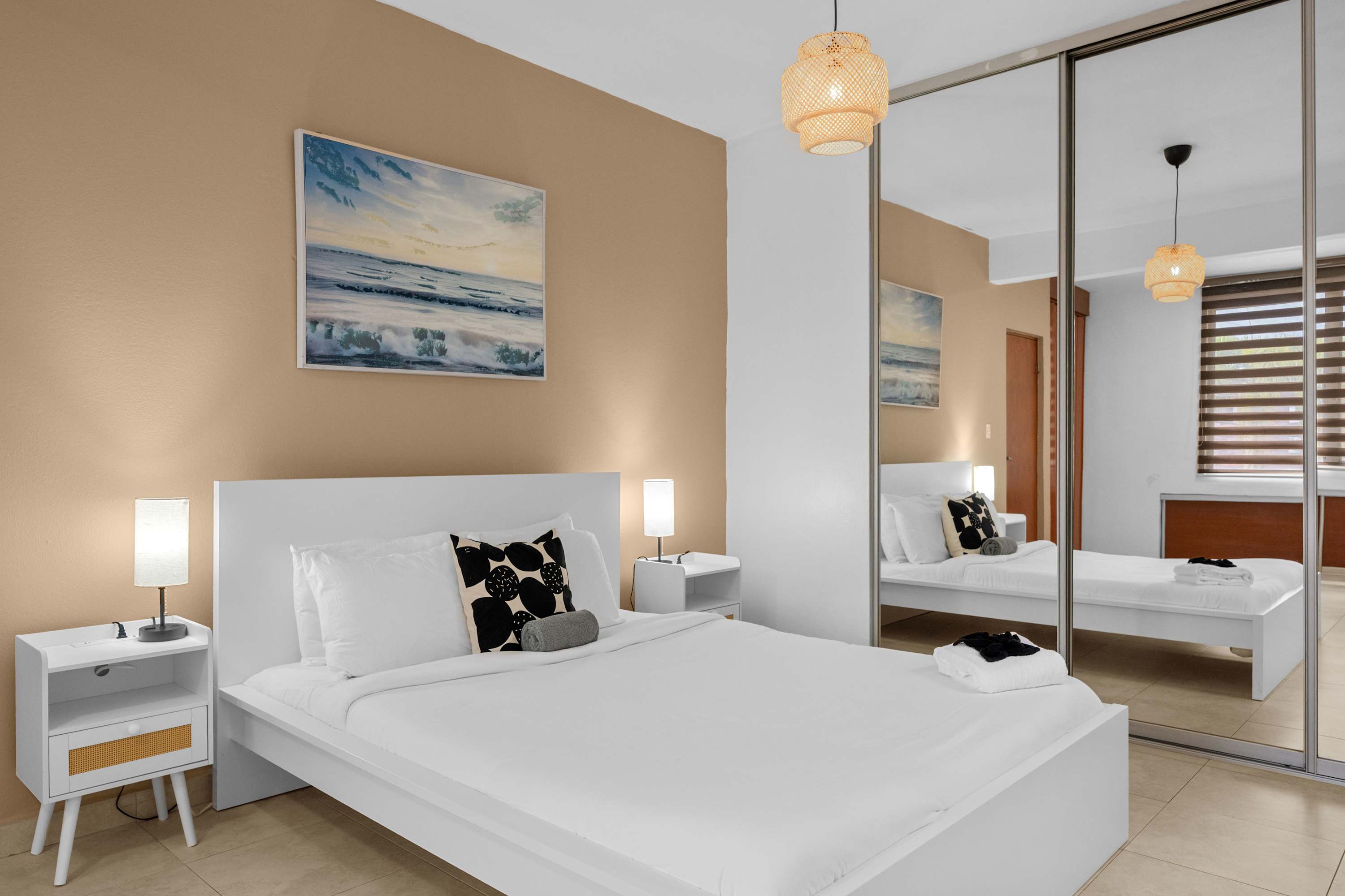 Cozy Loft  | Ocean Park with Pool & Parking