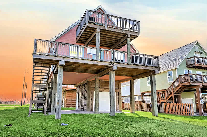 Pretty in Pink Flamingo Sea Breezes Sunsets