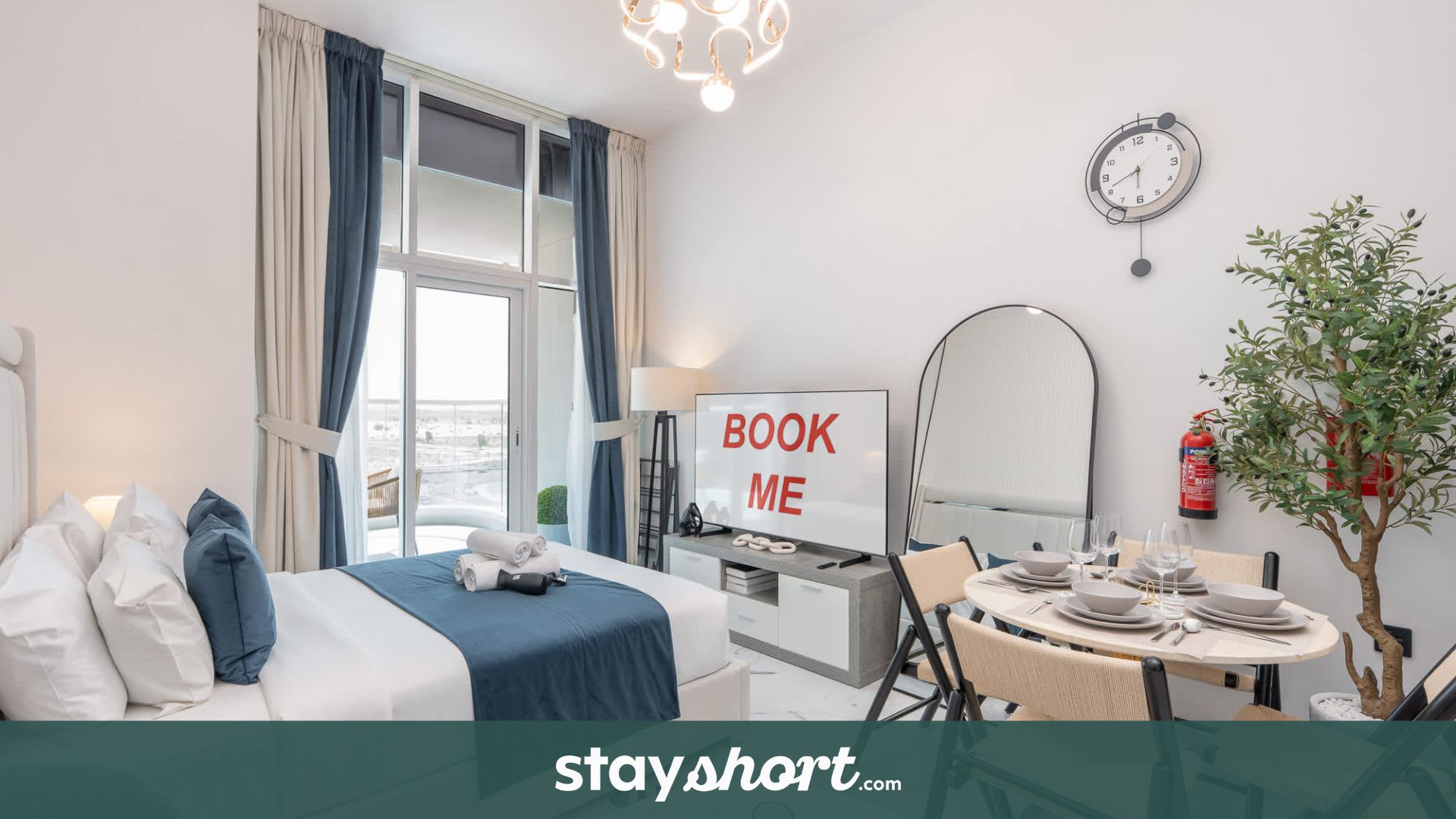Free housekeeping visits during your stay - StayShort - Al Barsha Studio sleeps 2 with Private Balcony! — Al Barsha South, Dubai — vacation rental