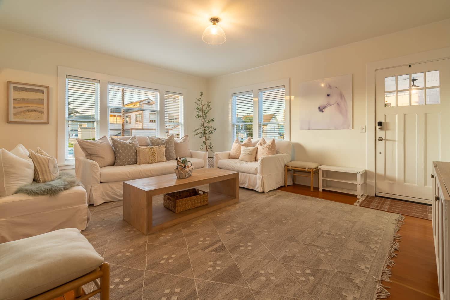 Roof Top Deck • Near the Beach • Dog Friendly — Edmonds, WA — vacation rental