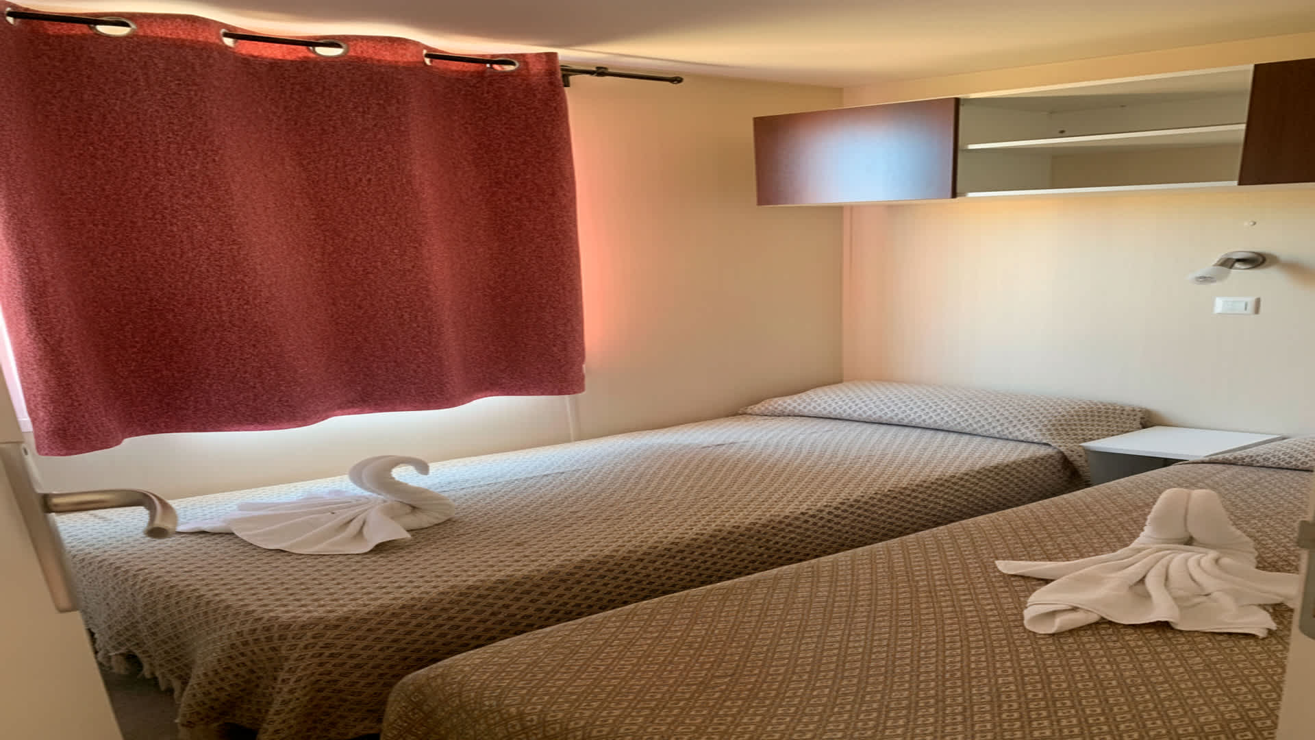 Alojamiento en Conil a 5 min del mar, con WiFi y terraza con piscina - image 10