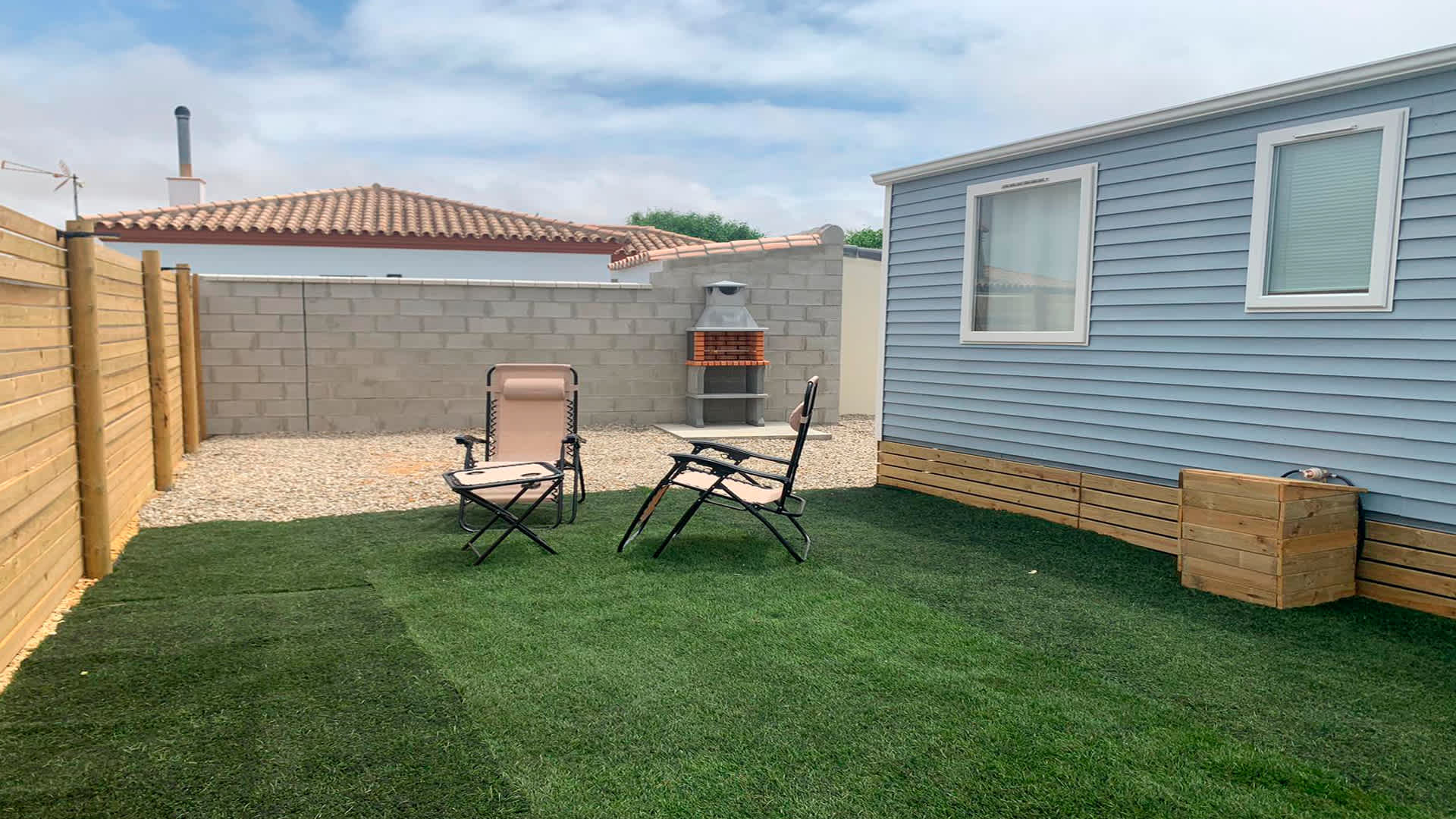 Acogedora casa familiar a pasos de la playa 3 habitaciones, Wi-Fi y barbacoa - image 2