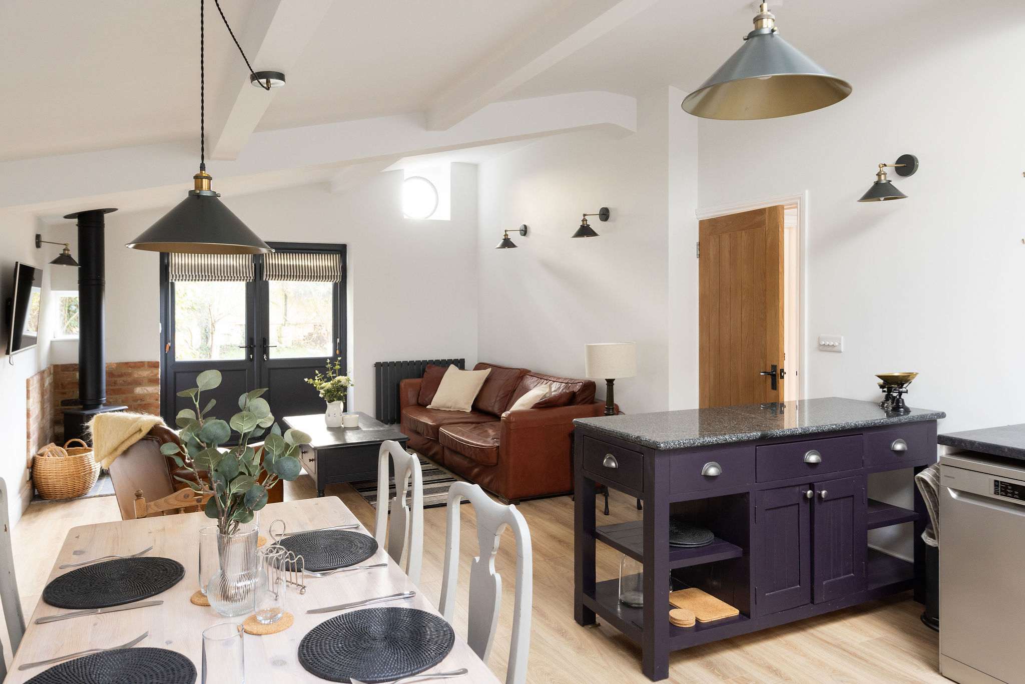 Open plan living is perfect with friends or family!