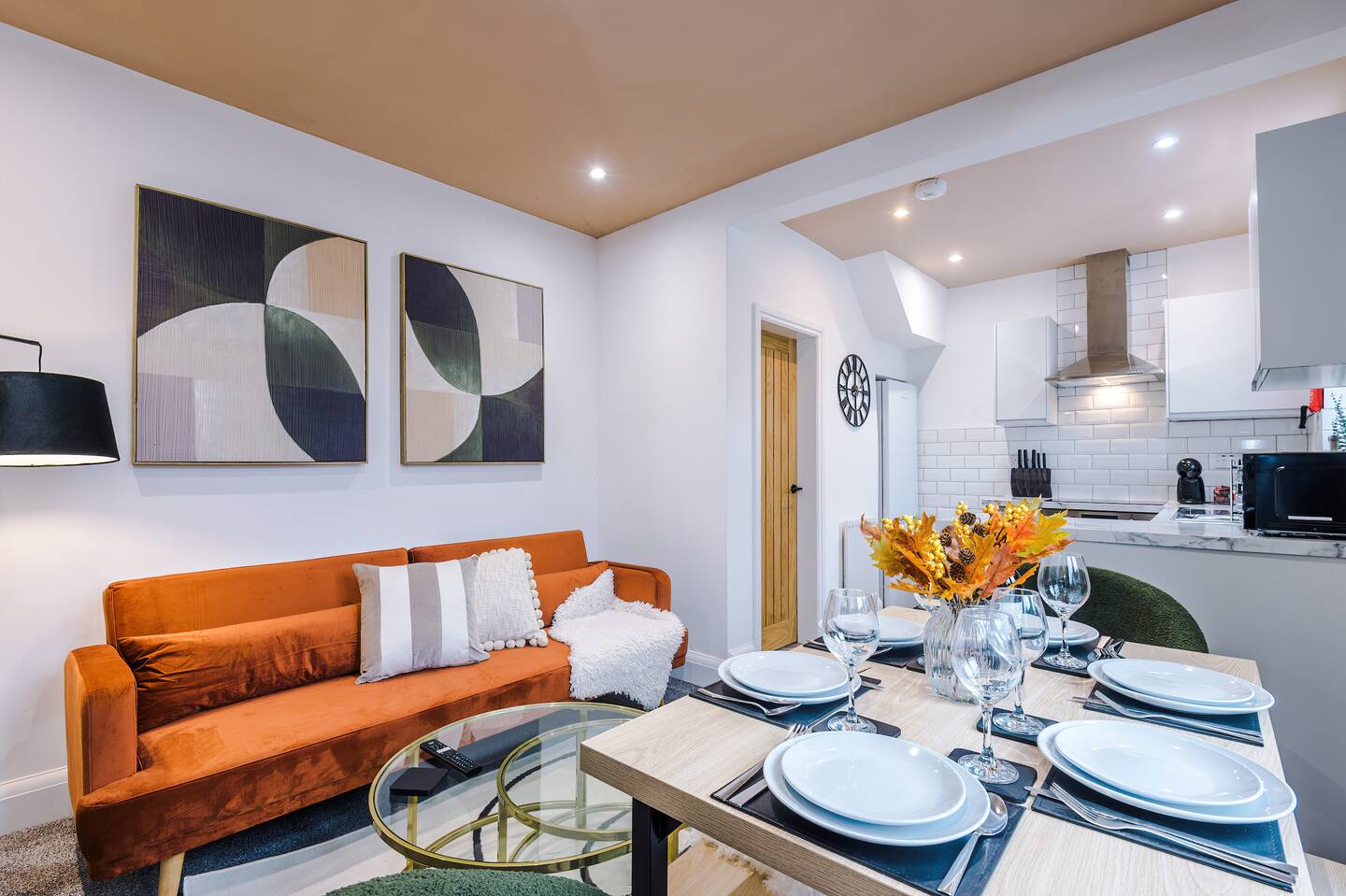 Spacious 4BR Stay | Parking | Near Etihad — Droylsden, England — vacation rental