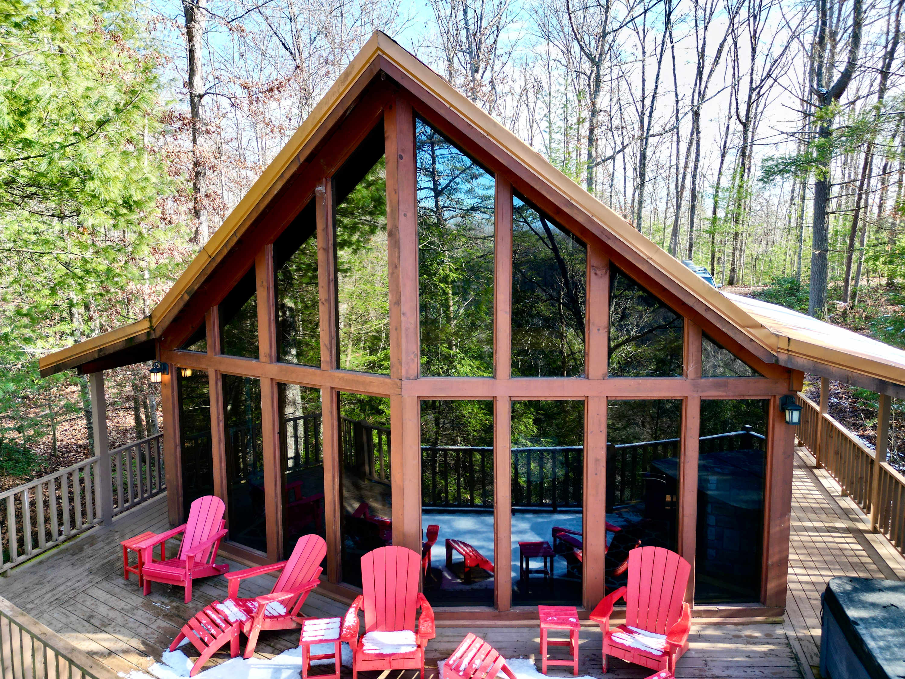 Hidden Jewel | RRG | Cliffview | Hot Tub — Campton, KY — vacation rental