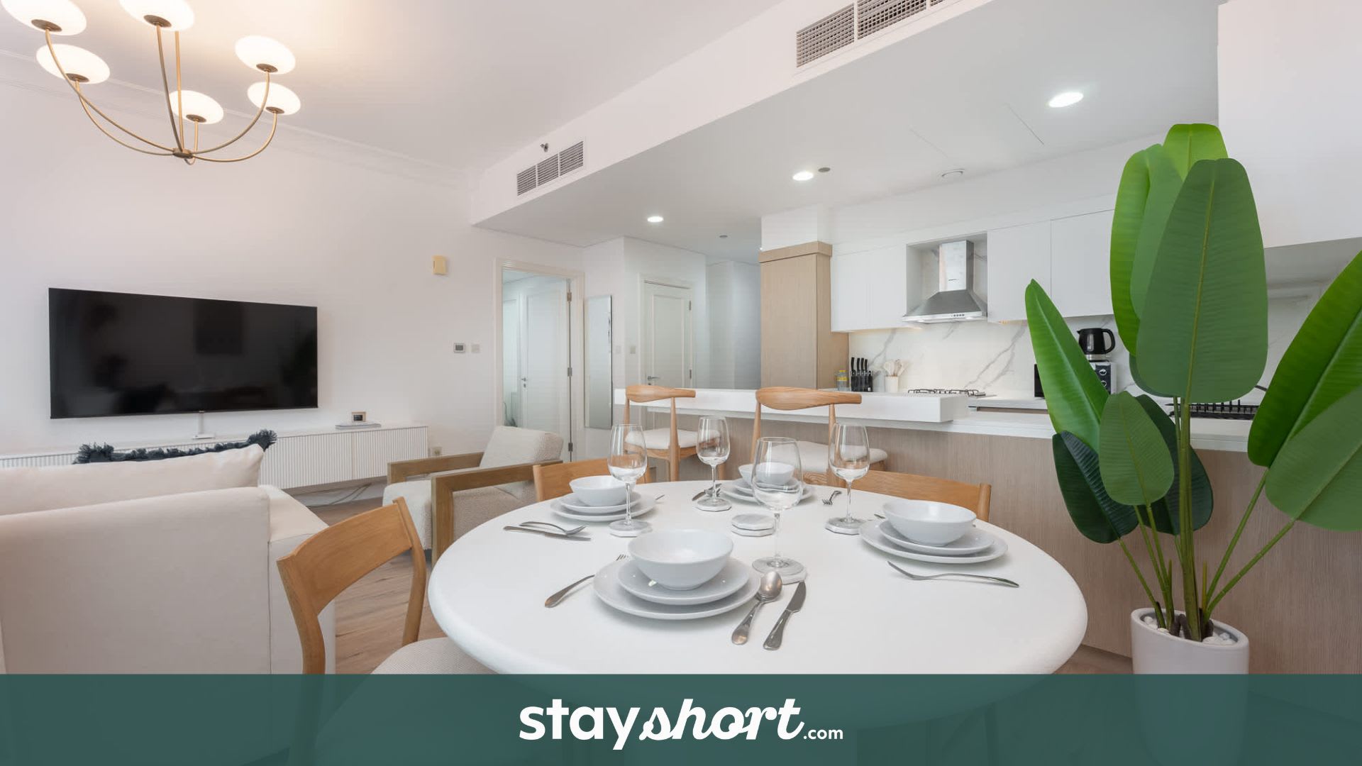 Free housekeeping visits during your stay - StayShort - Stylish 2 Bedroom Apartment in the Heart of Downtown — Business Bay, دبي — vacation rental