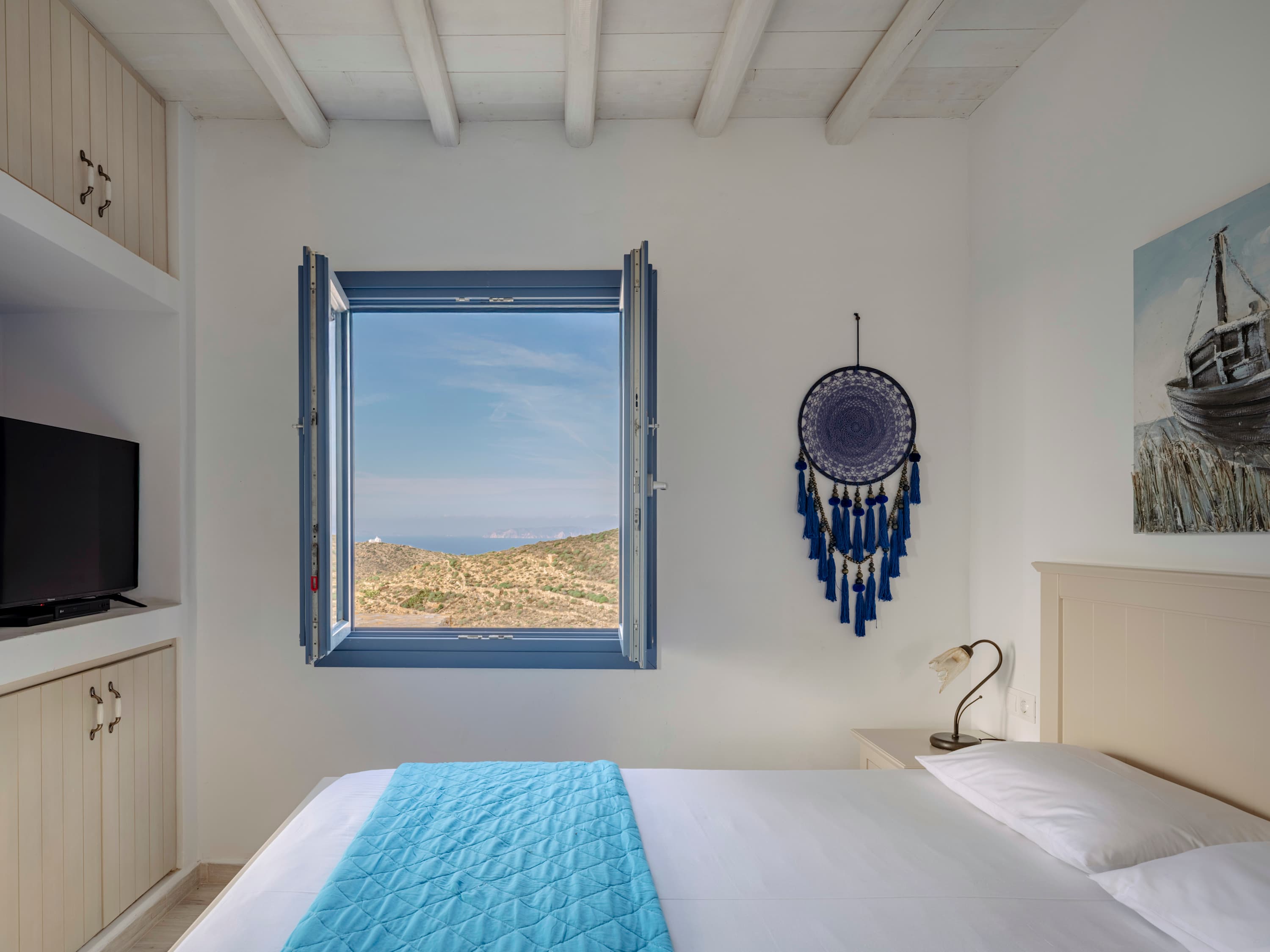 Folegandros Enchanting Moniasma Home, Sunset Views — Ano Meria, Folegandros — vacation rental