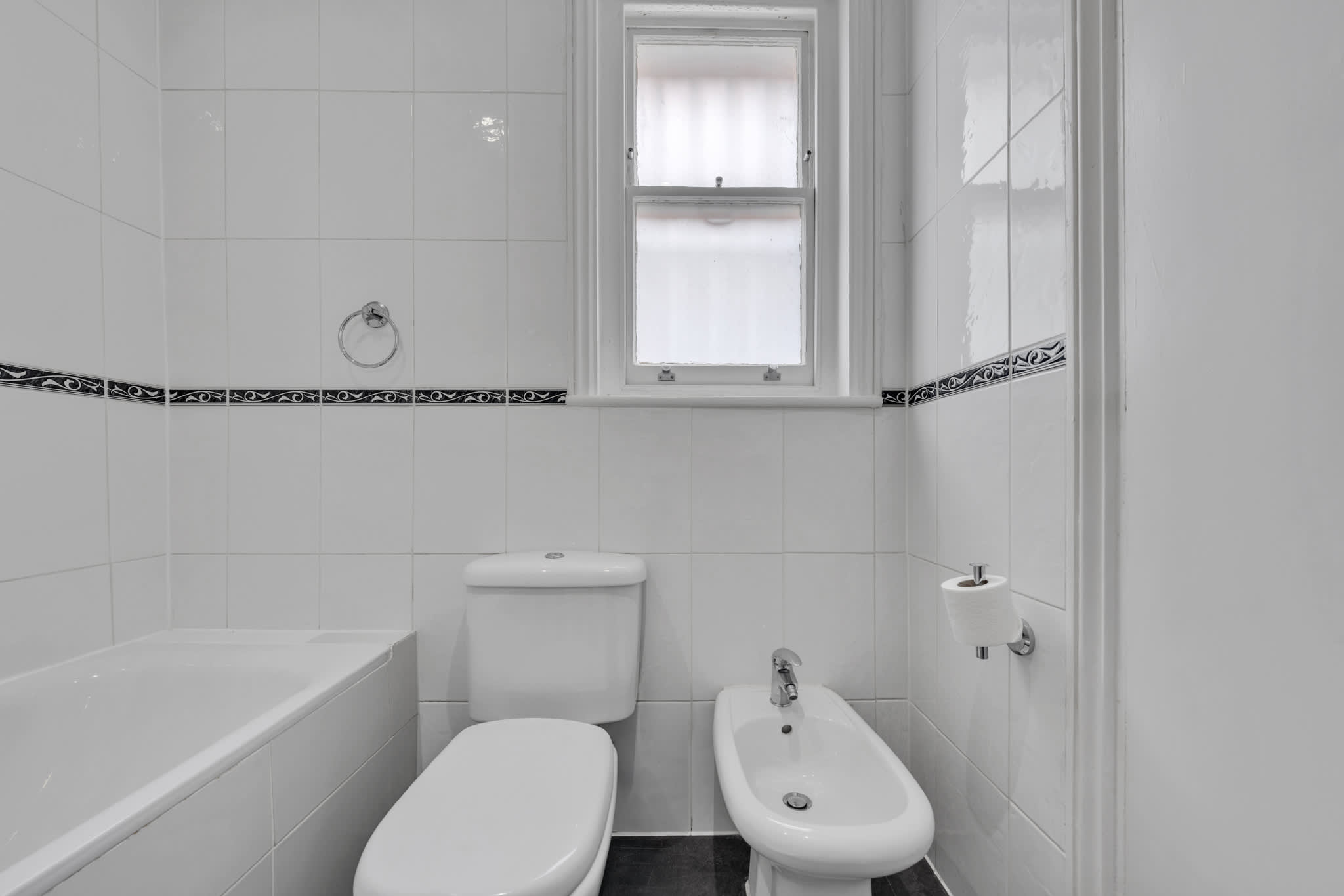 Stylish Mayfair One-Bedroom Retreat in Hertford Street W1J 7SS - Property image 4 - VivreStays