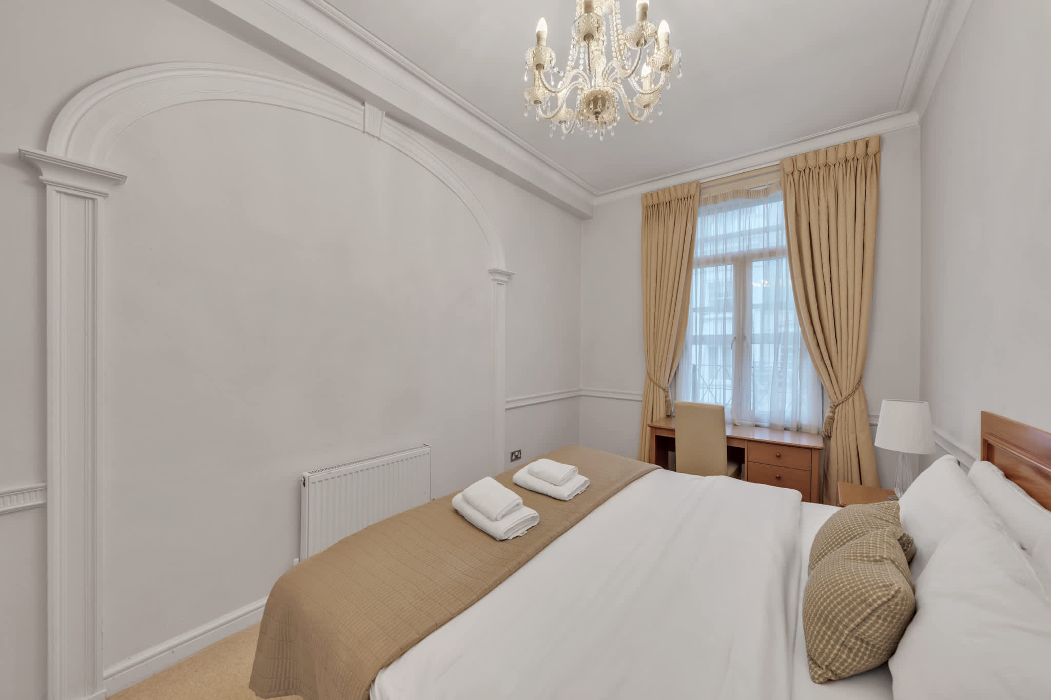 Boutique Mayfair One-Bedroom Suite in Hertford Street W1J 7SS - Property image 8 - VivreStays