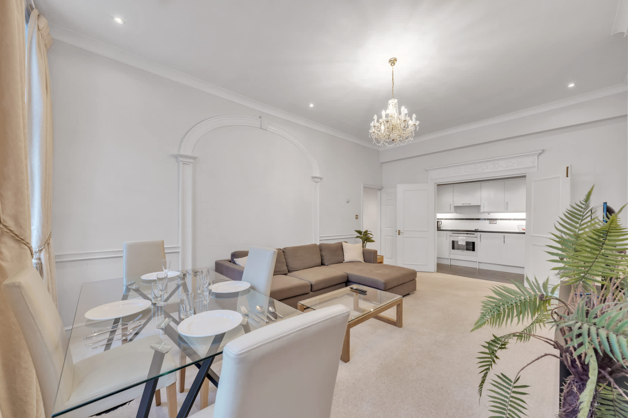 Boutique Mayfair One-Bedroom Suite in Hertford Street W1J 7SS - Property image 9 - VivreStays