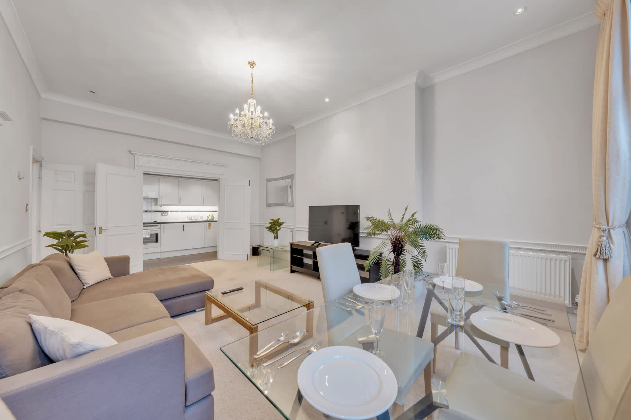 Boutique Mayfair One-Bedroom Suite in Hertford Street W1J 7SS - Property image 7 - VivreStays