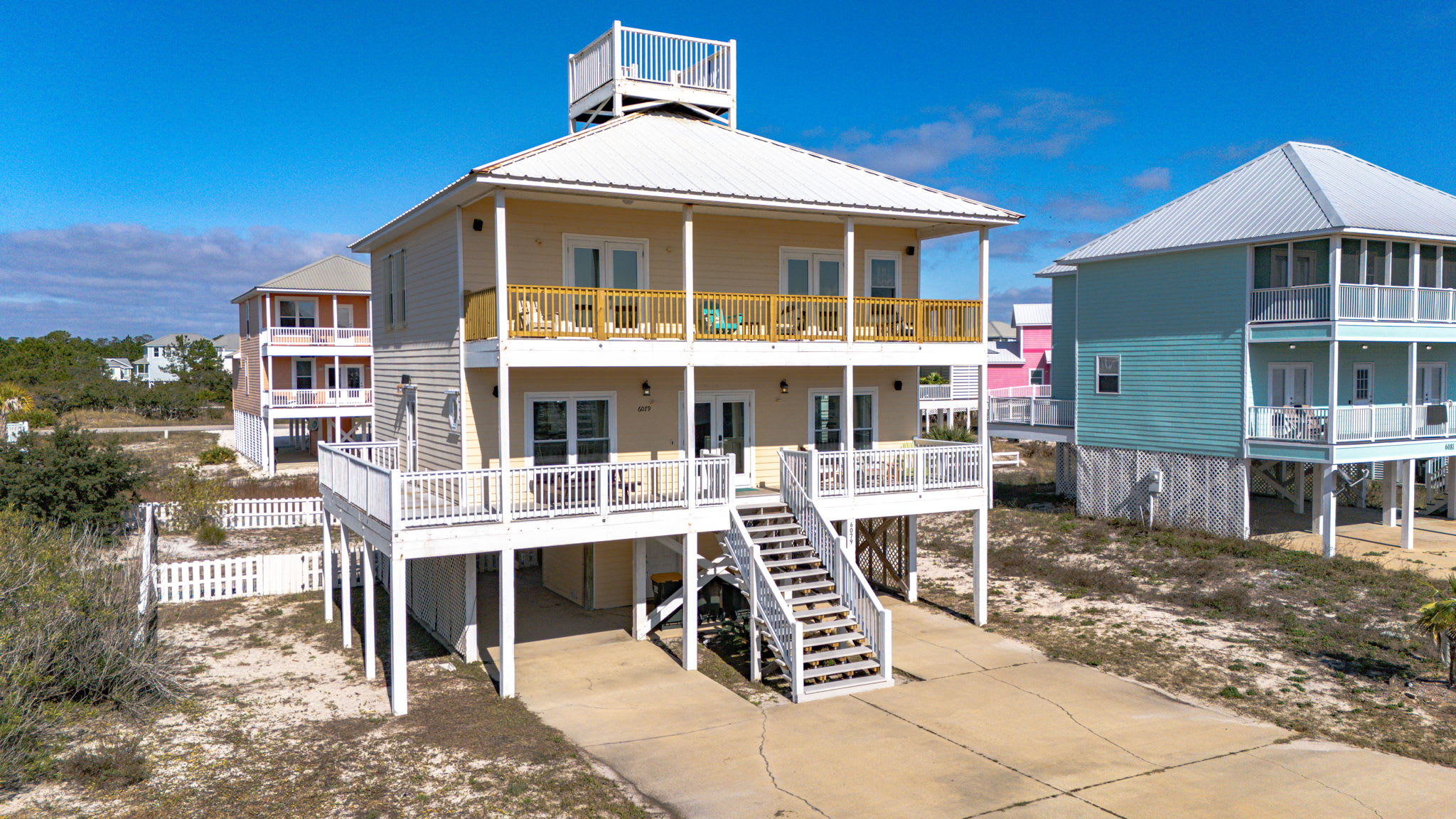 Vitamin Sea, 3 Min Walk to the Beach, Sleeps 13 — Gulf Shores, AL — vacation rental