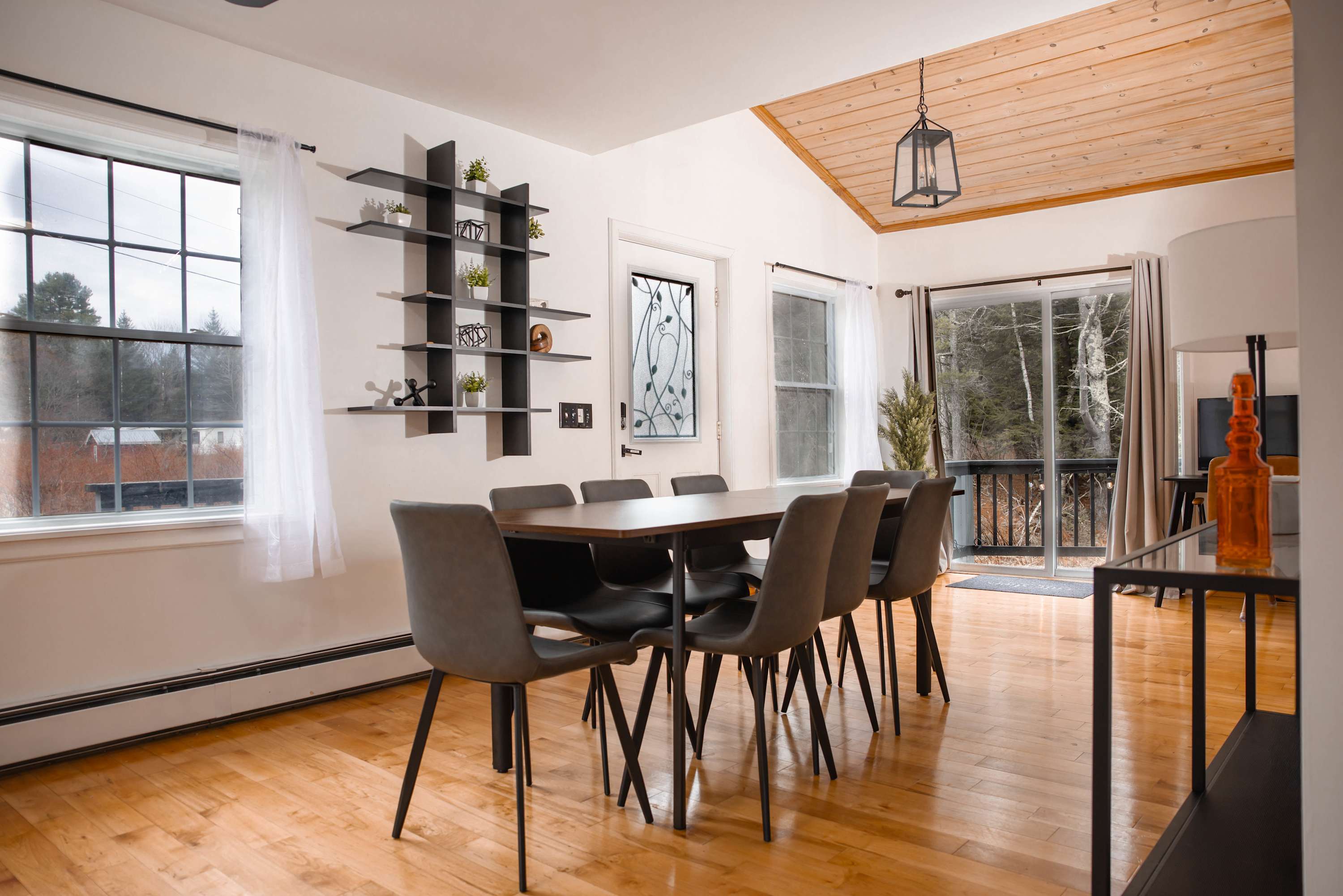 Hot Tub, Game Room, Fire Pit | Black Creek Lodge