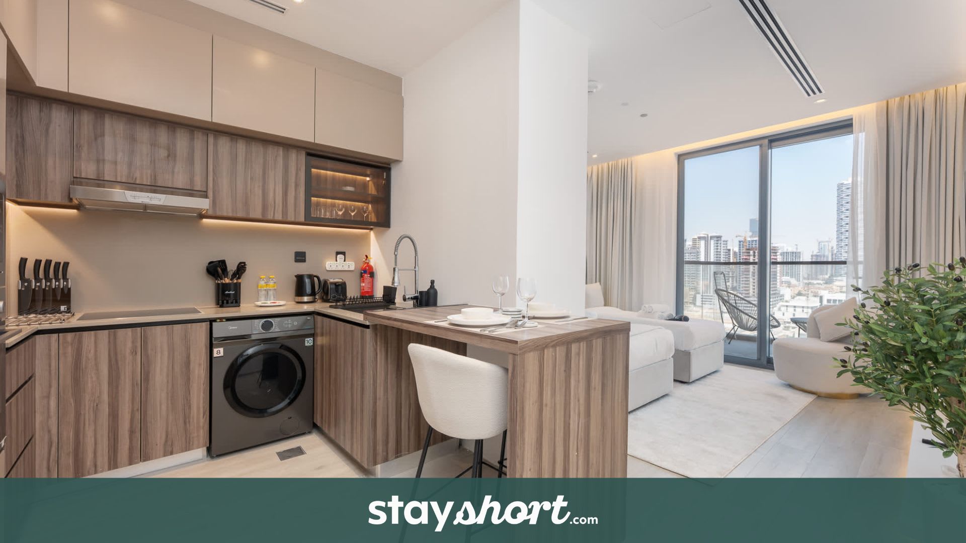 Free housekeeping visits during your stay - StayShort - Sleek Studio Sleeps 2 in The Ivy Tower, JVT — JVT, Dubai — vacation rental