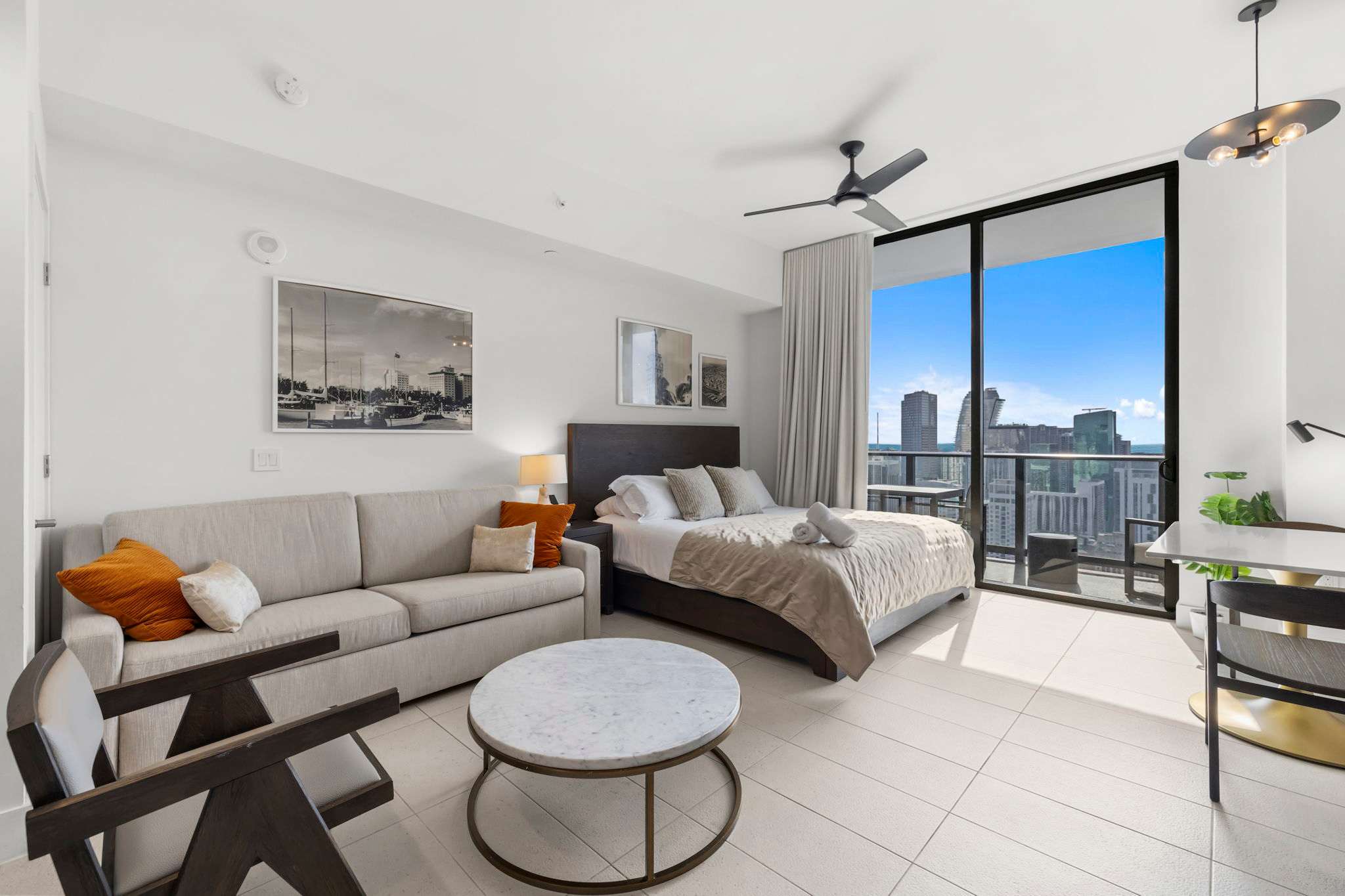 Spacious 1BR | Pool & Gym | Near Fan Fest 2026
