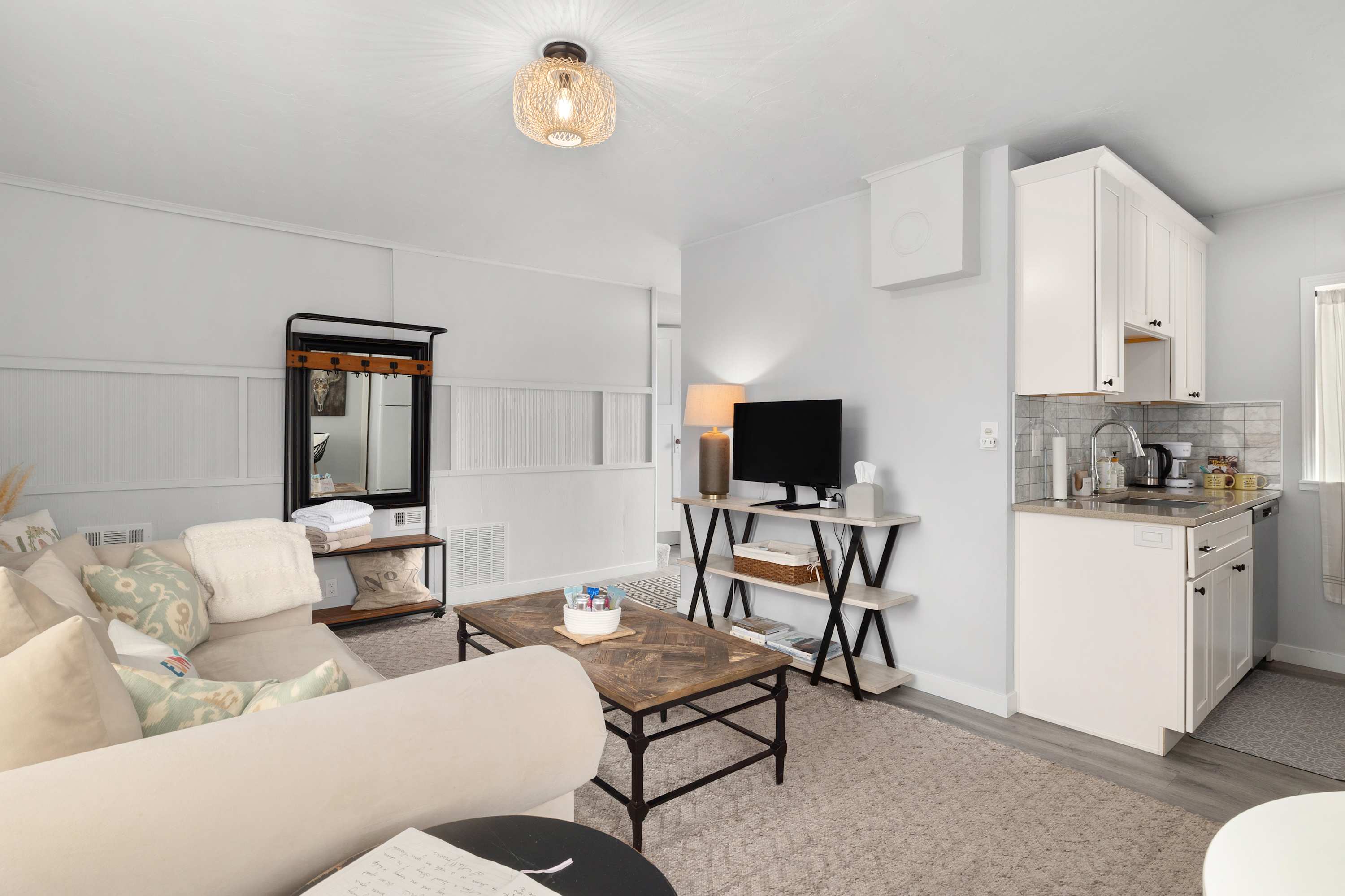 Downtown location • Near the Beach • Dog Friendly — Edmonds, WA — vacation rental
