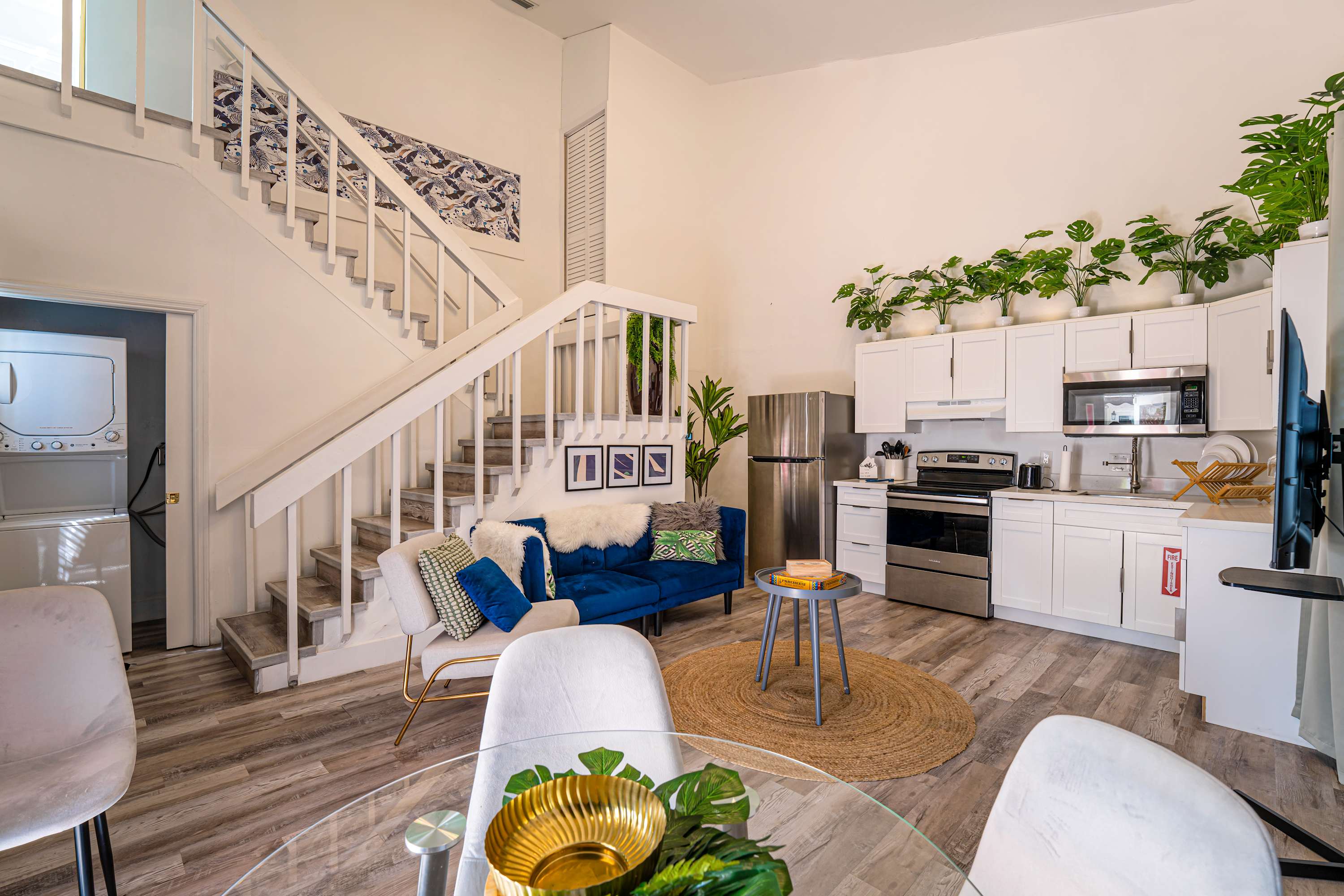 Dual-Unit Family Retreat near Attractions
