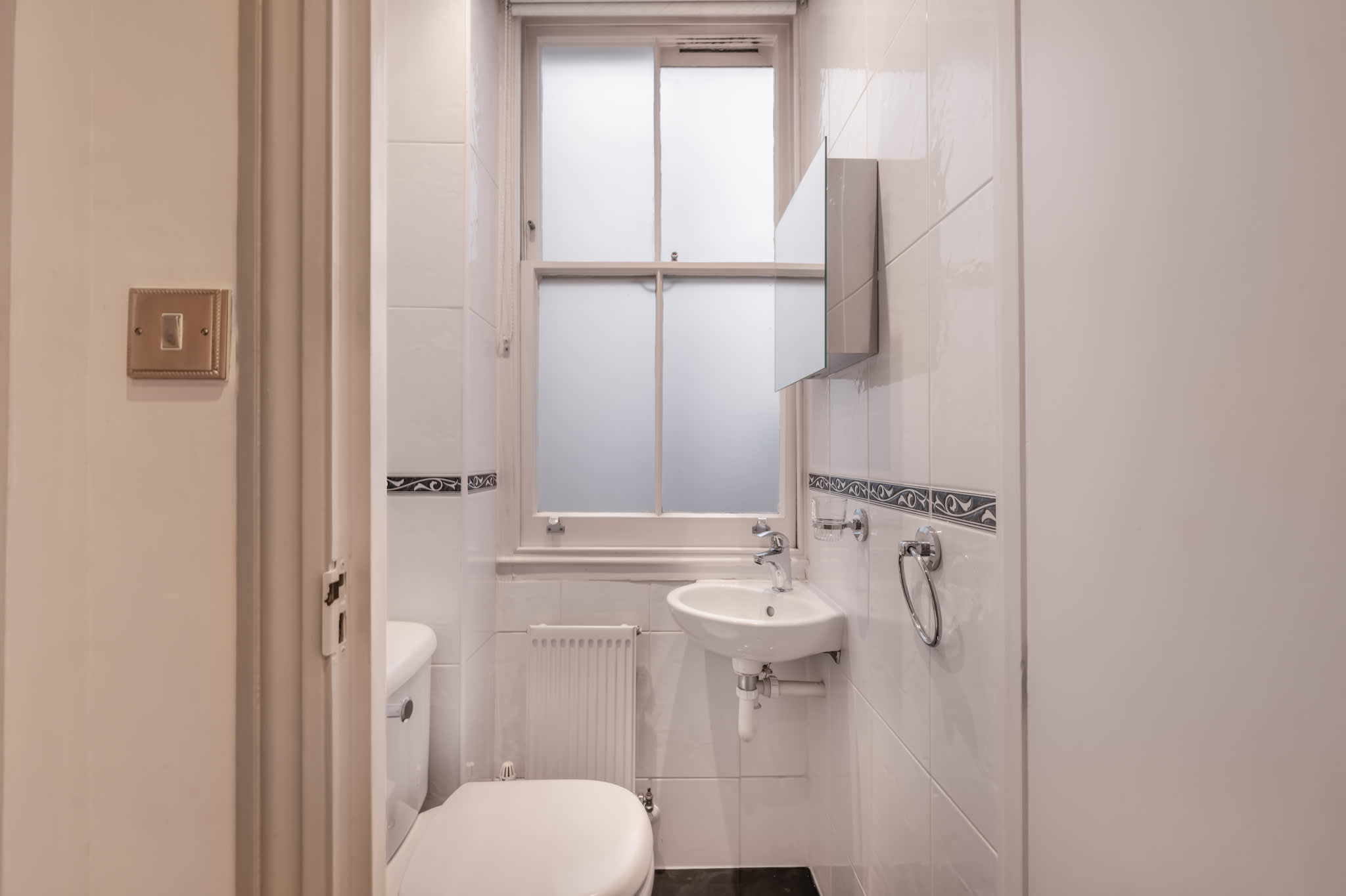 Standard Classic One-Bedroom with Patio in Hertford Street W1J 7SS - Property image 6 - VivreStays