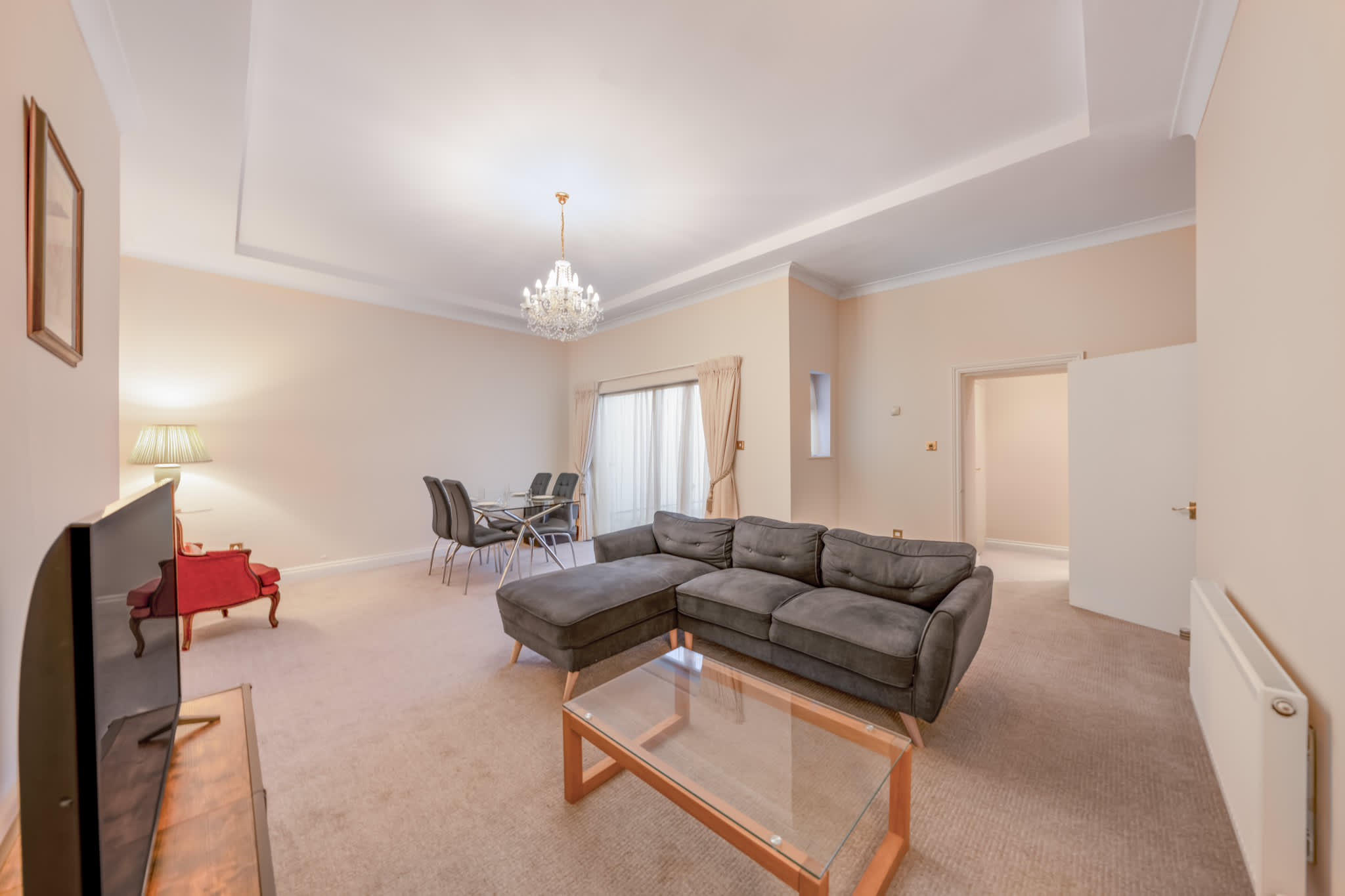 Standard Classic One-Bedroom with Patio in Hertford Street W1J 7SS - Property image 14 - VivreStays