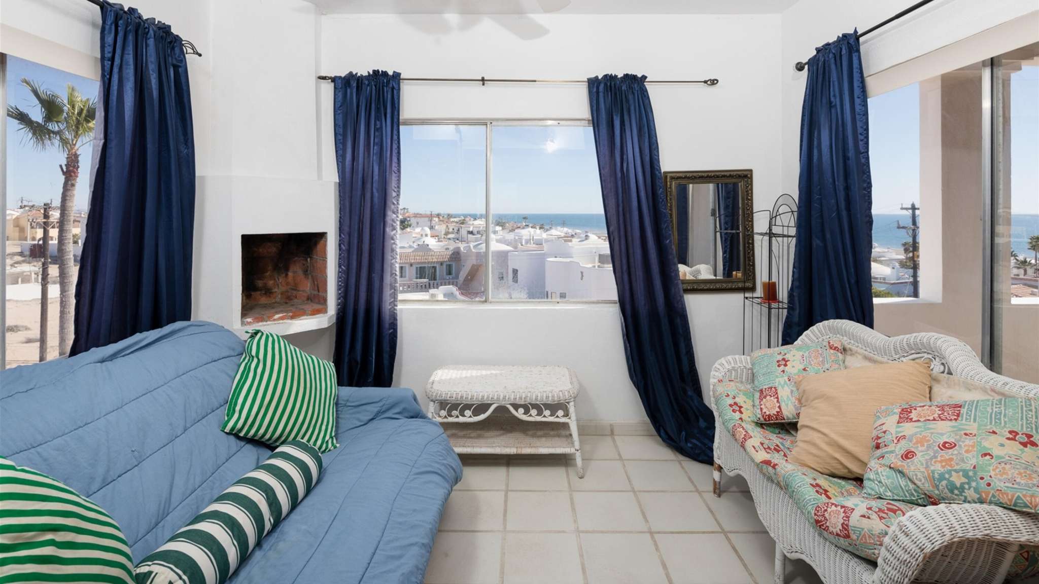 Cómoda Unidad Vista al Mar Las Conchas | Casa Nixon III