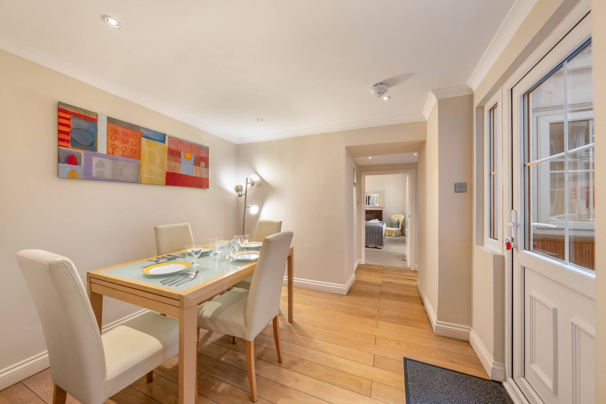 View Standard One-Bedroom w/ Private Patio in Hertford Street W1J 7SS Standard One-Bedroom w/ Private Patio in Hertford Street W1J 7SS - Property image 8 - VivreStays