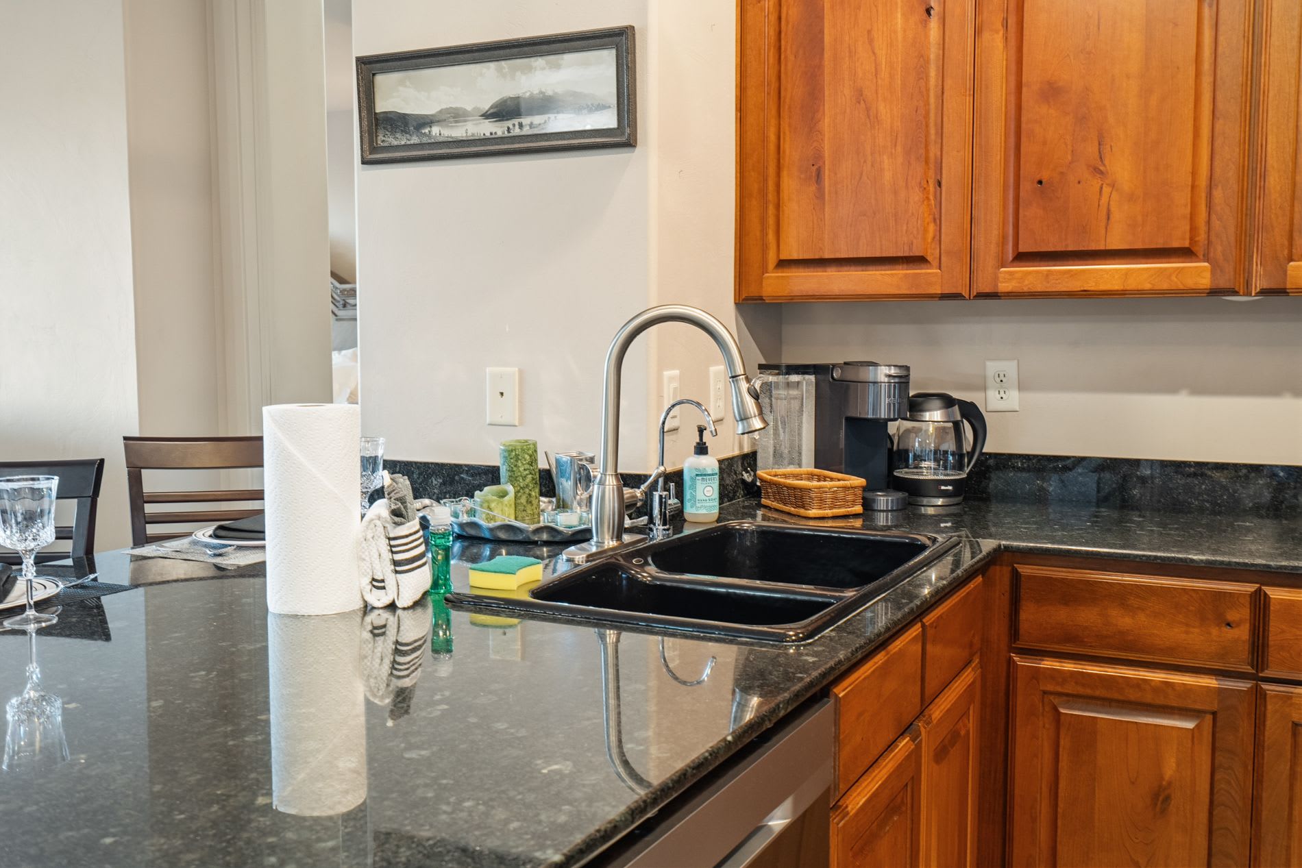 Kitchen has all the essentials