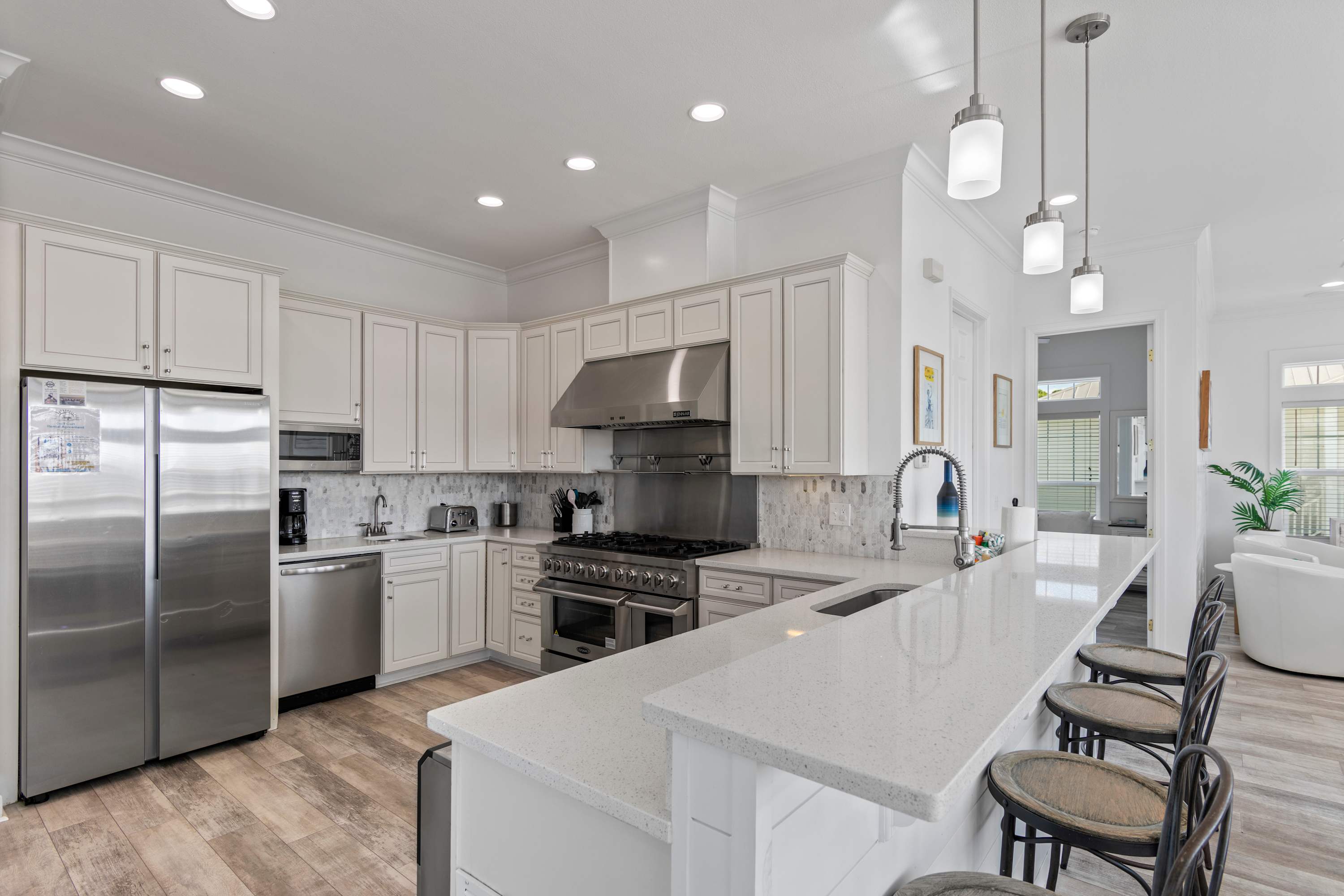 Beach View Mansion, Pool, LSV - Commanders Palace