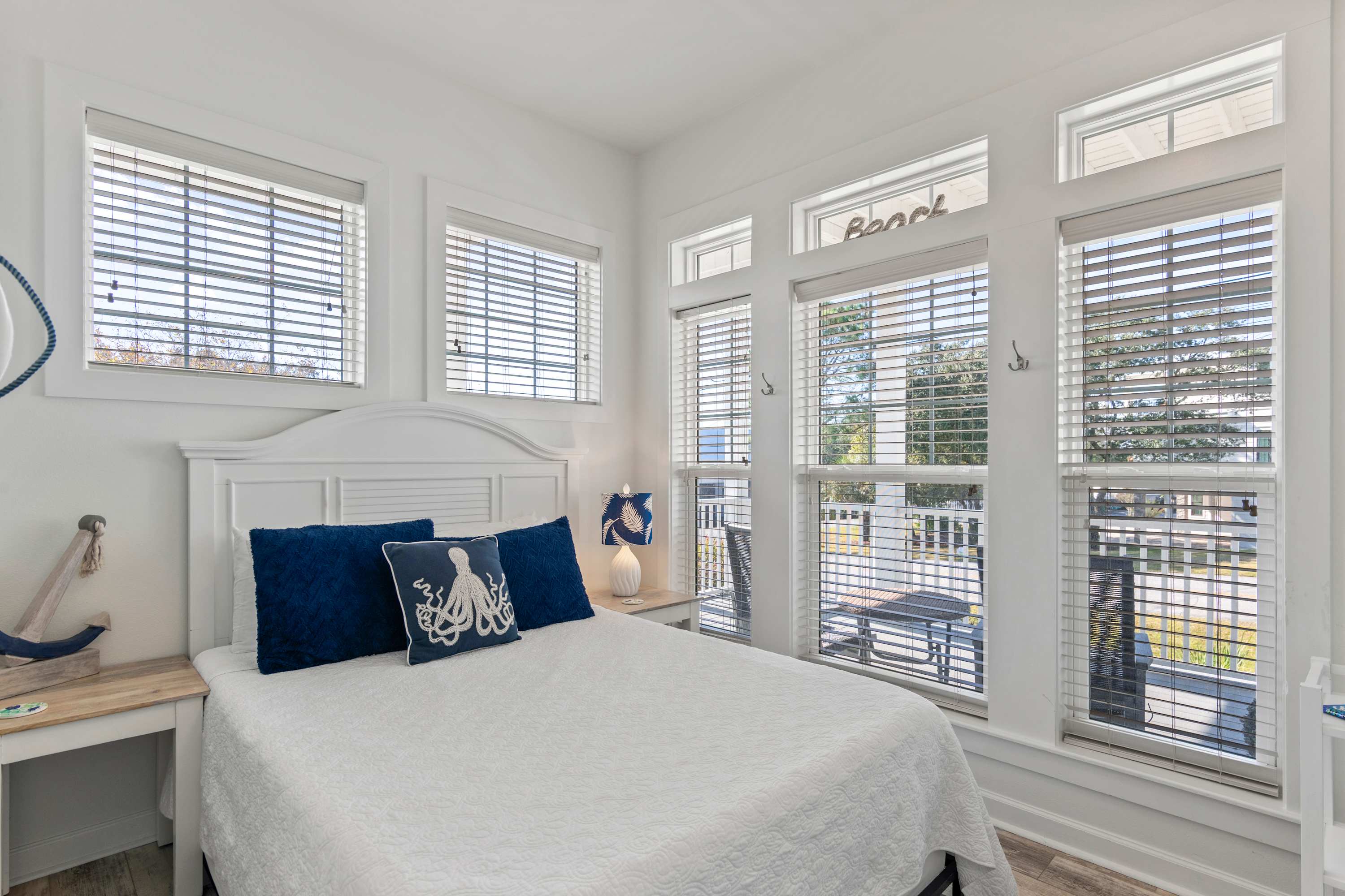 Beach View Mansion, Pool, LSV - Commanders Palace