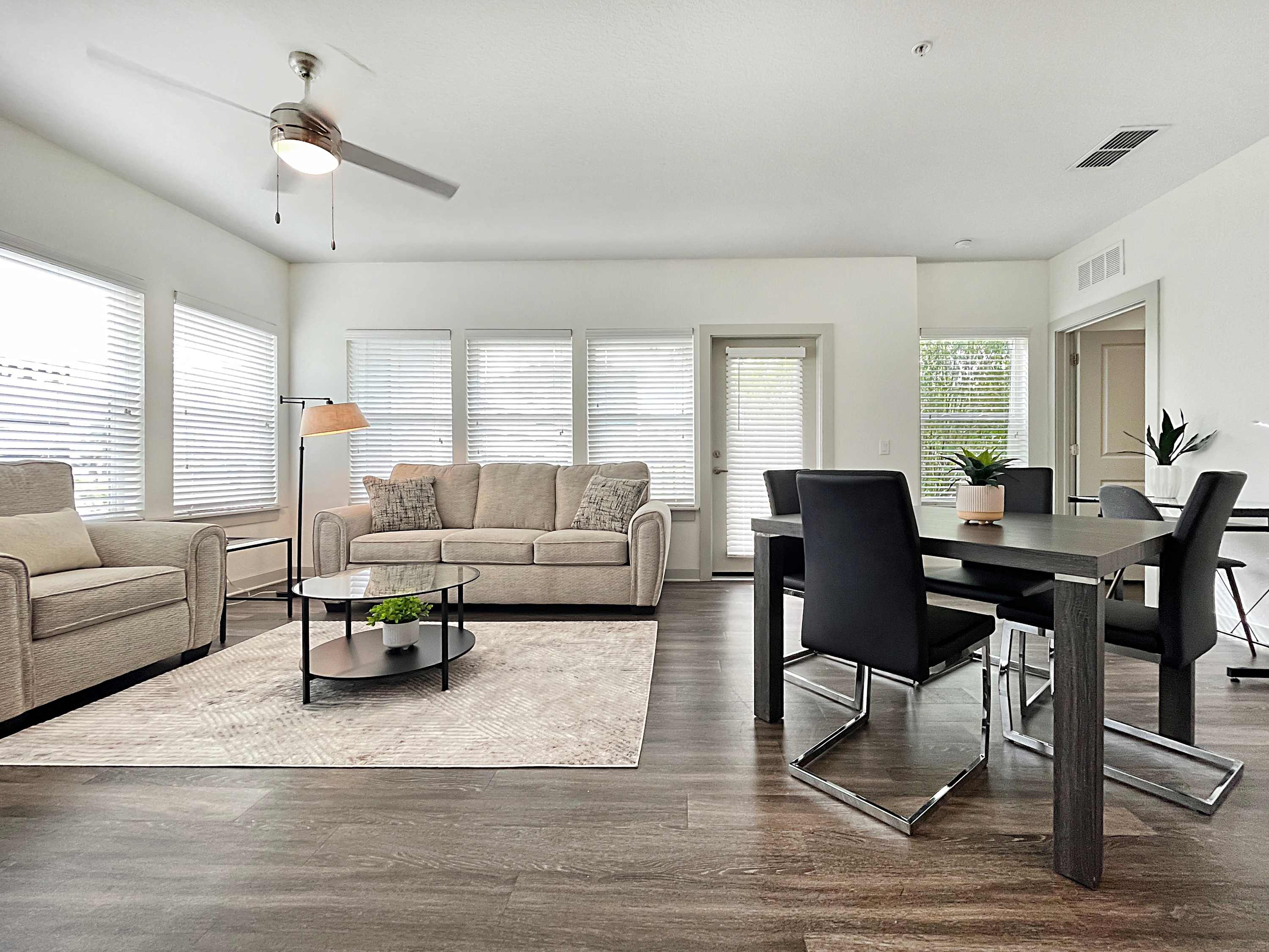 Spacious 3 BR Haven in Prime Central Tampa