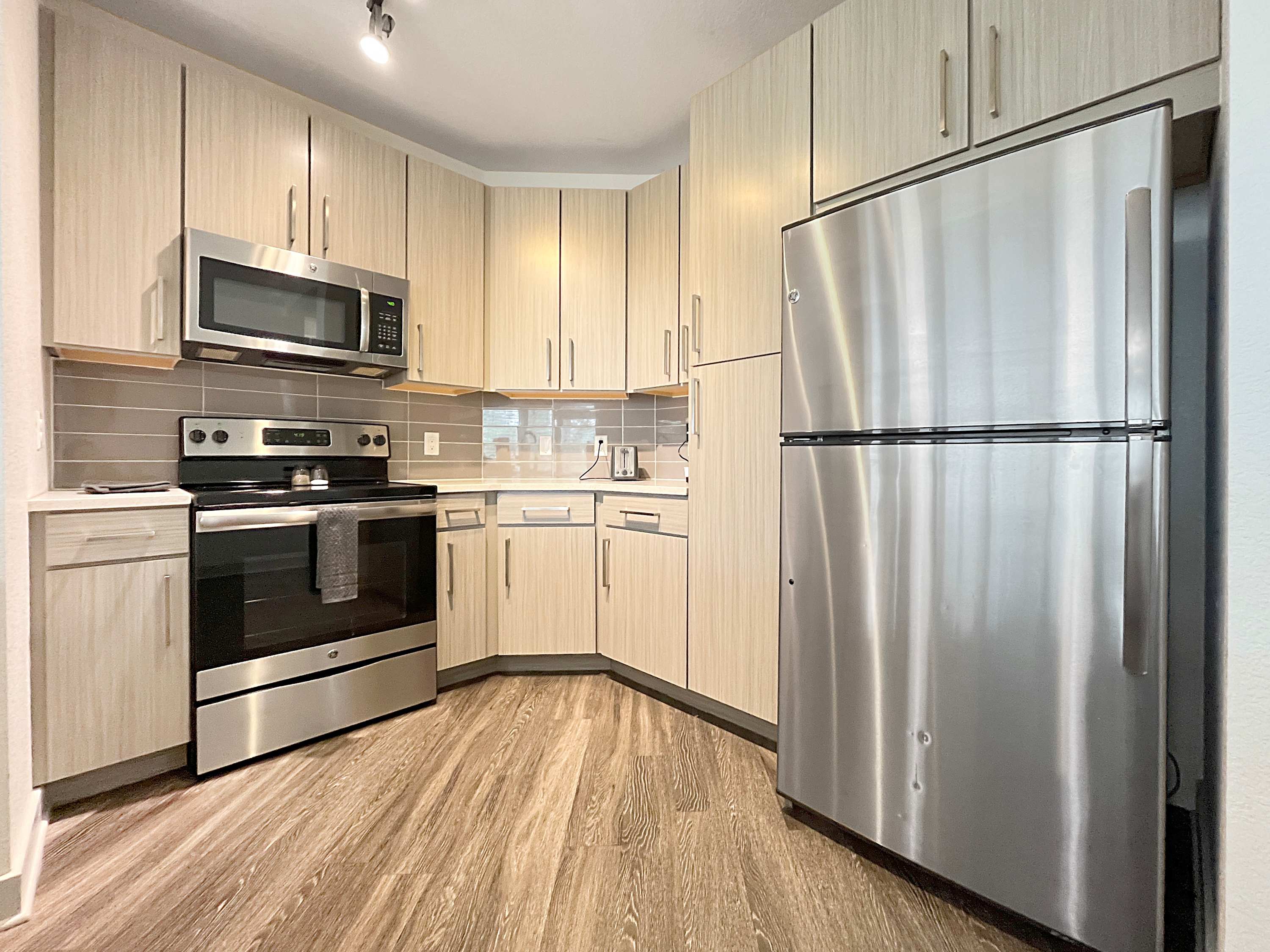 Spacious 3 BR Haven in Prime Central Tampa