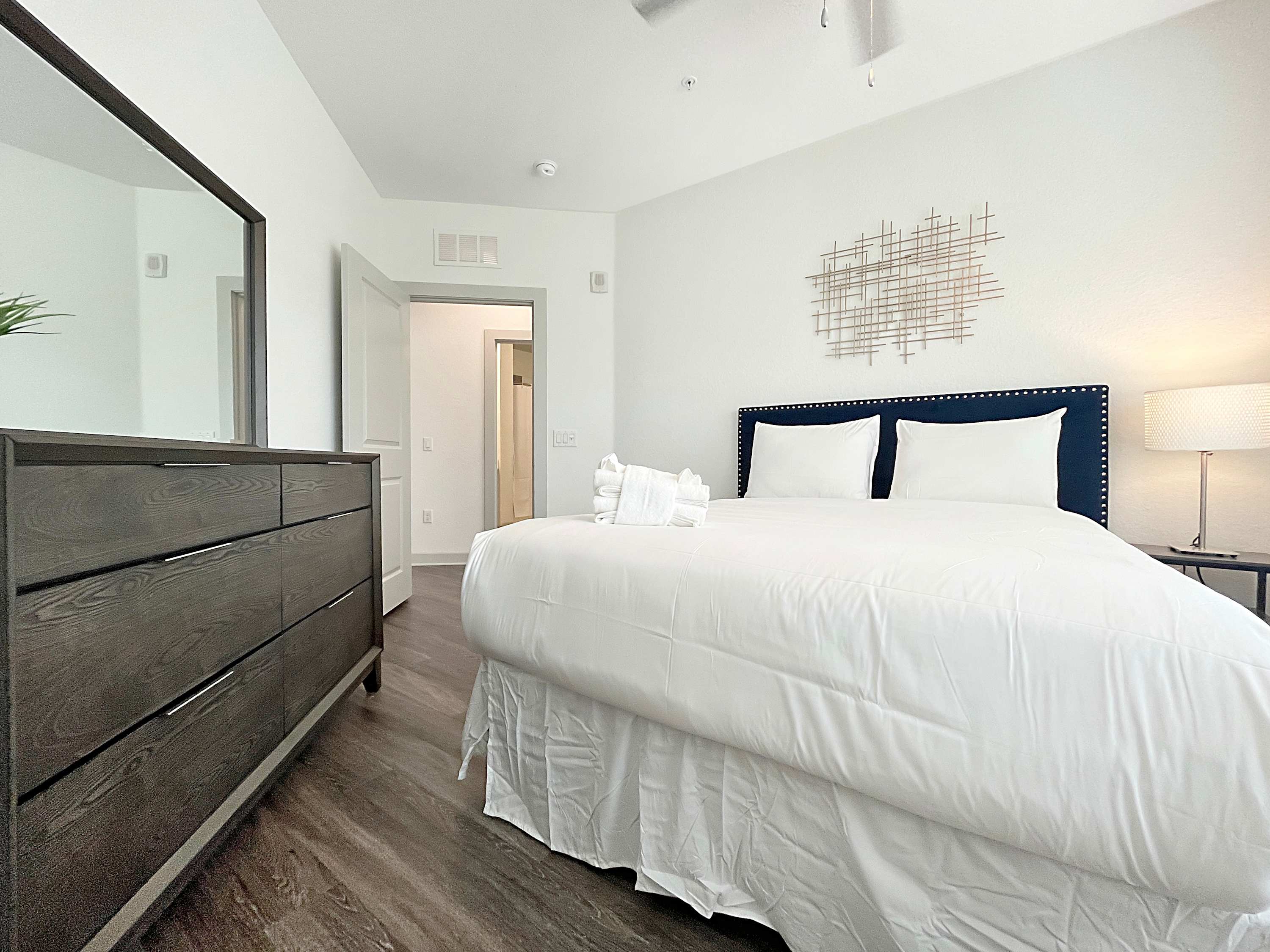 Spacious 3 BR Haven in Prime Central Tampa