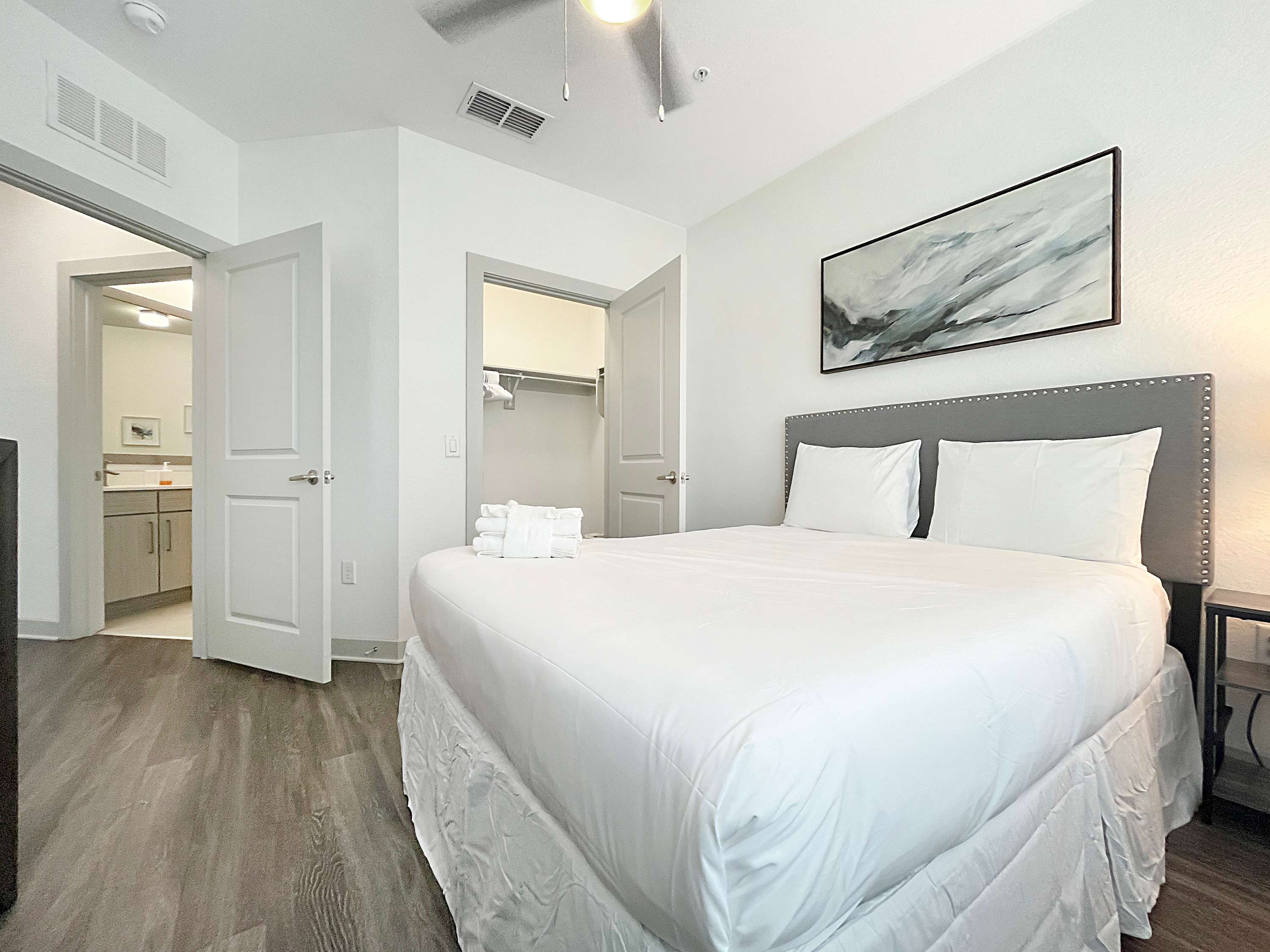 Spacious 3 BR Haven in Prime Central Tampa