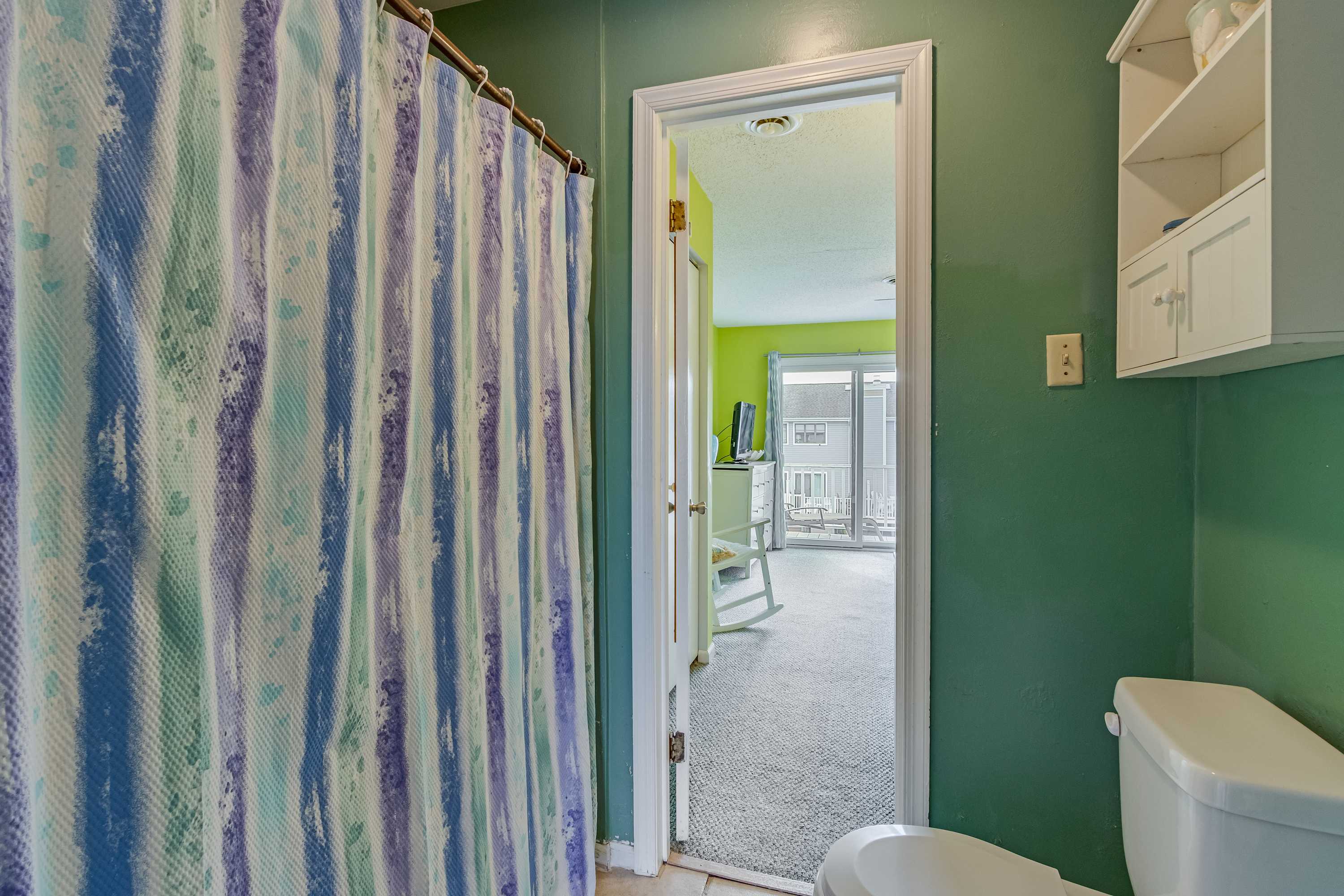 2BR Townhouse on 94th Street
