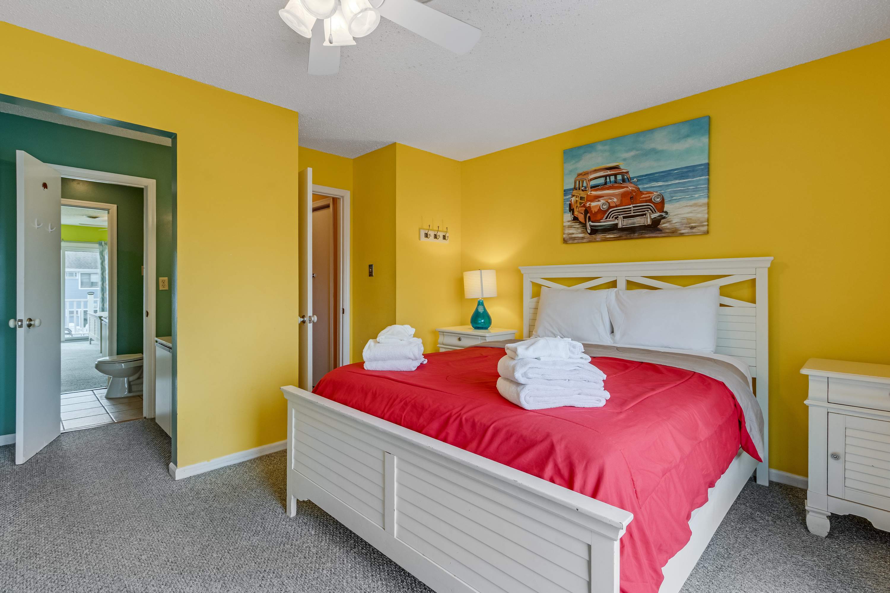 2BR Townhouse on 94th Street