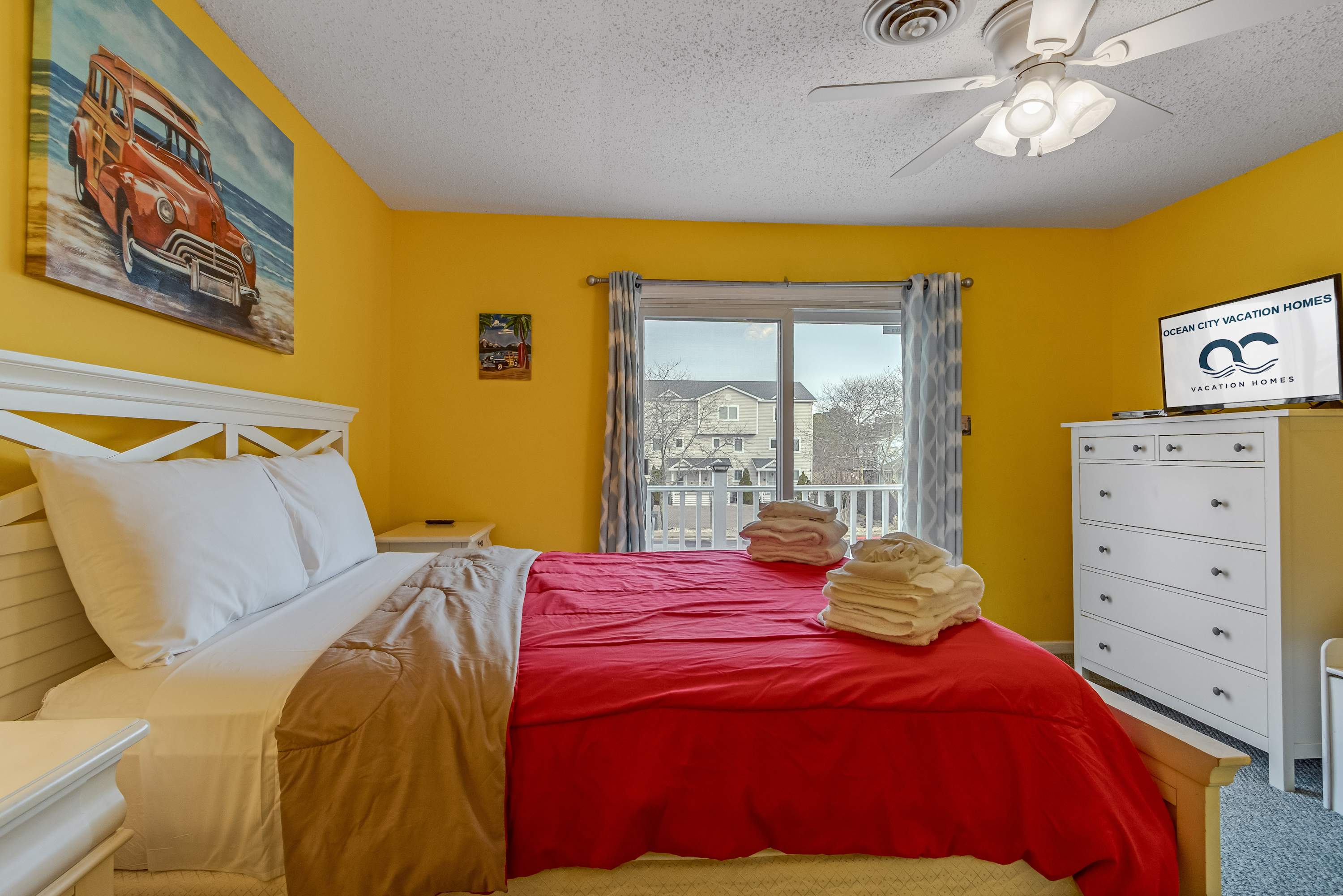 2BR Townhouse on 94th Street