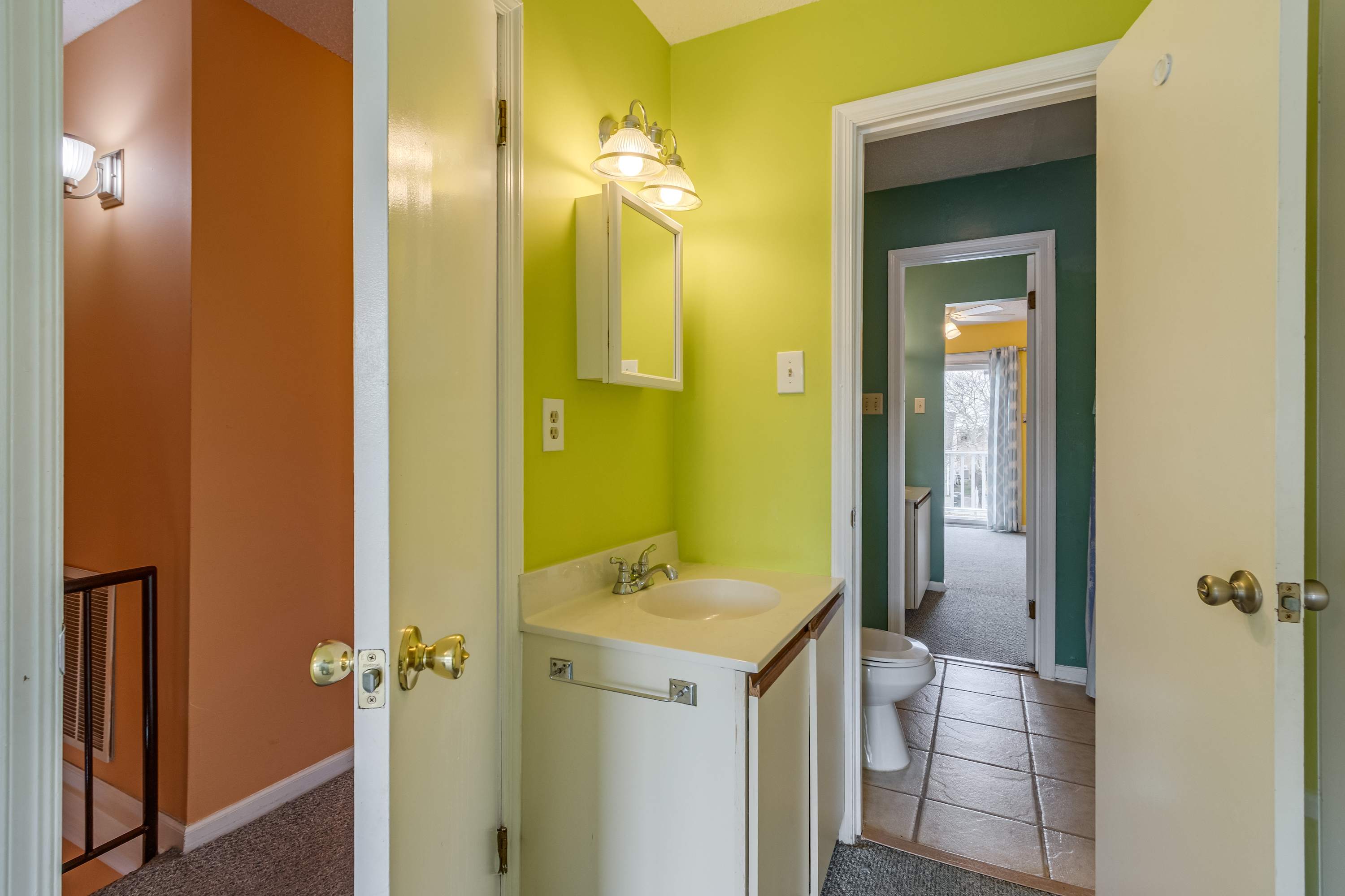 2BR Townhouse on 94th Street