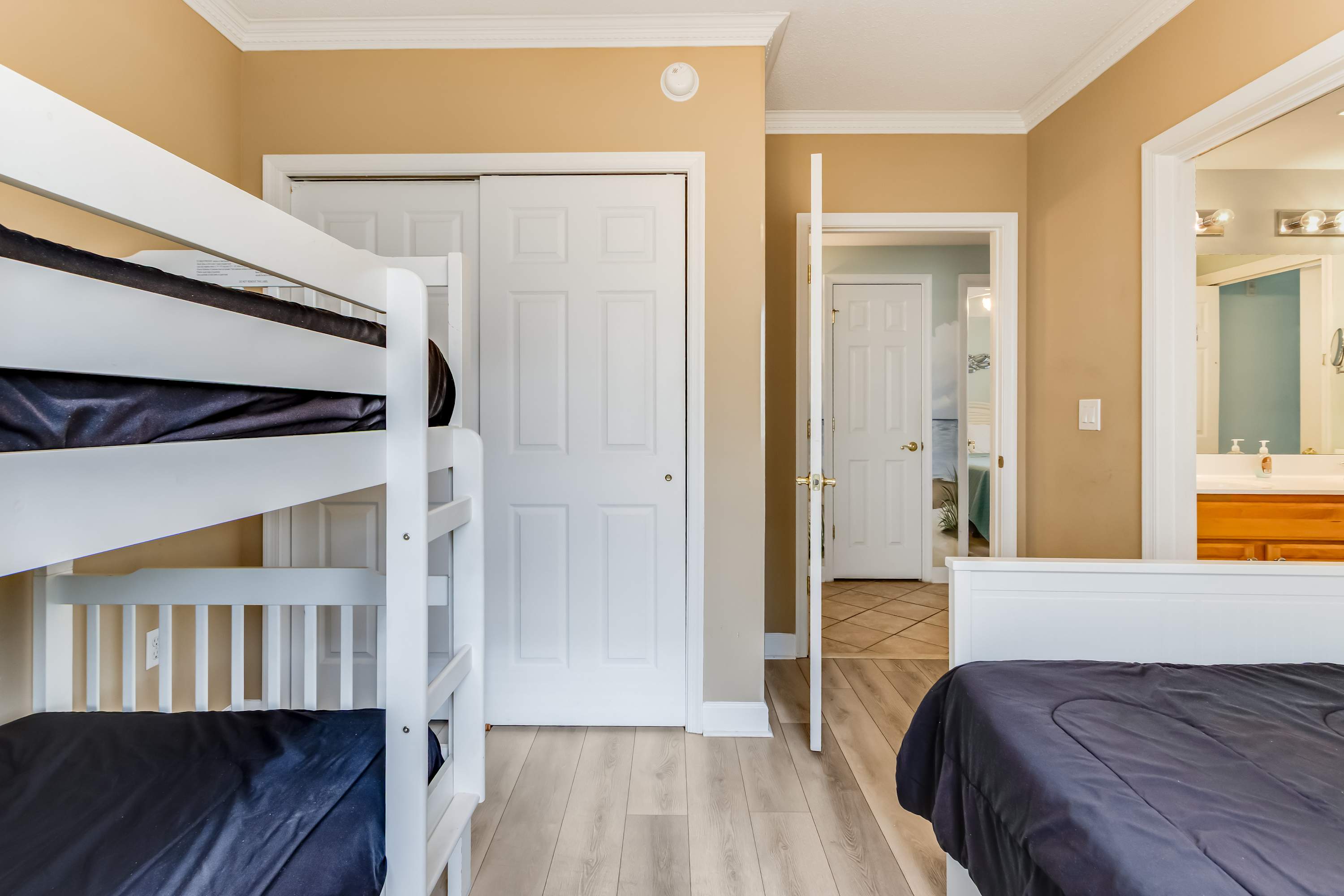 Bahia Vista Unit 201